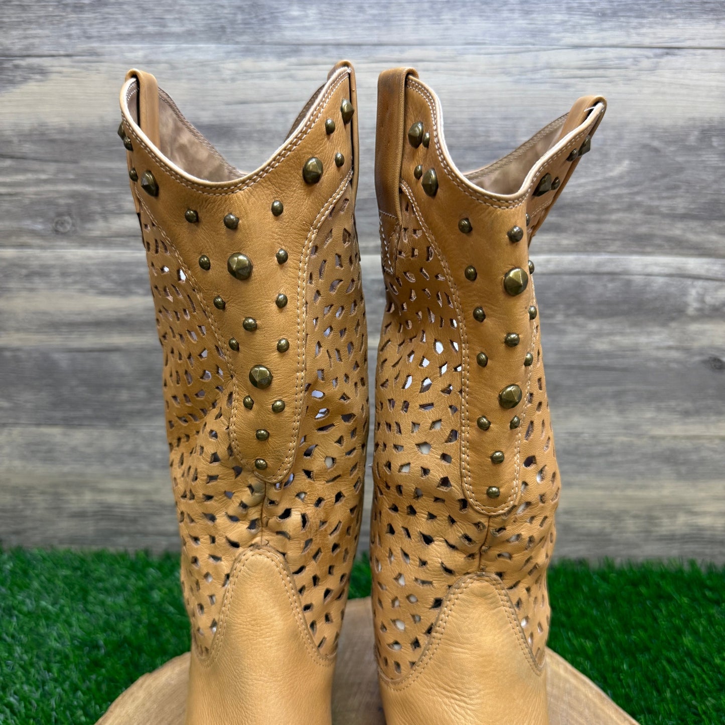 Penny Loves Kenny Women - Size 7M - Sand Waffle Studded Boots Style Holy Cow