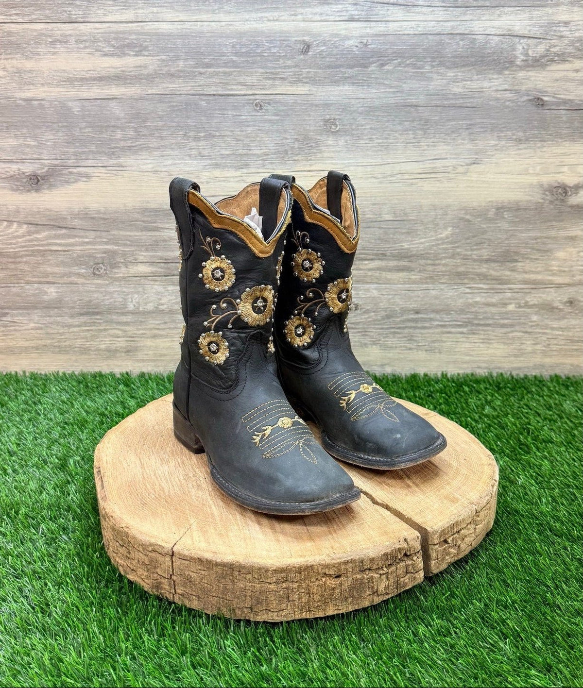 Cerrito Youth - Size 1 - Black / Tan Jeweled Flowers Cowboy Boots 2309