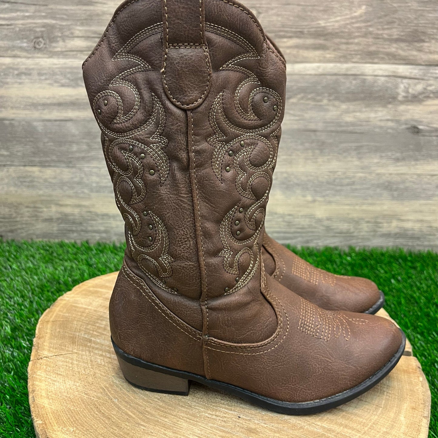 Cat & Jack Youth - Size 3 - Brown Studded Faux Leather Zipper Boots 17730