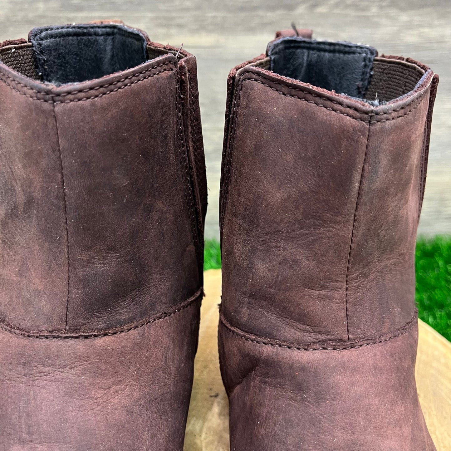 Sorel Women - Size 7.5 - Brown Lolla Chelsea Ankle Boots NL3078-908
