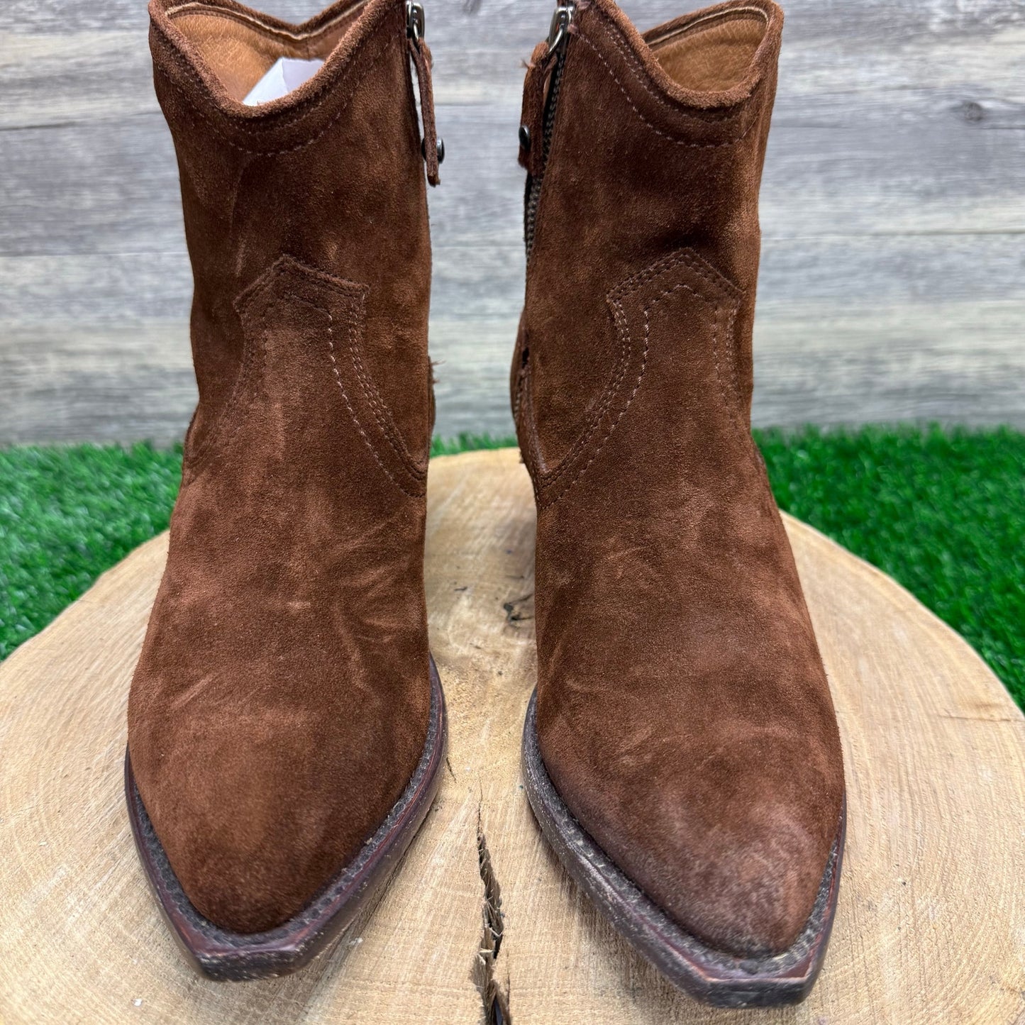 Frye Women - Size 8B - Brown Suede Ankle Zipper Boots 3478018