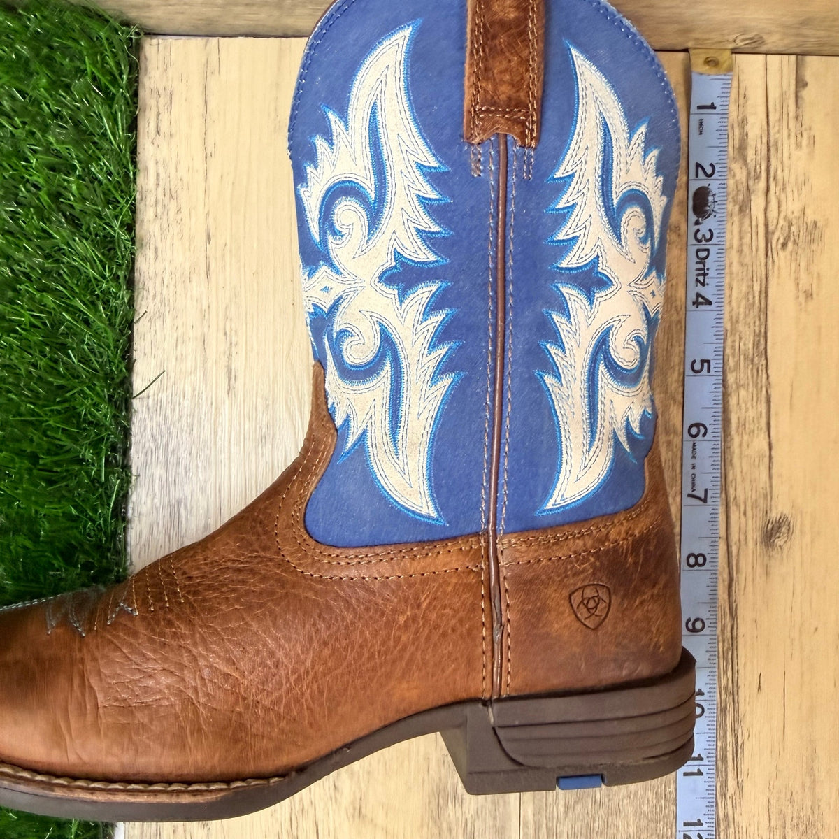 Ariat Youth - Size 4 - Brown / Blue Square Toe Western Cowboy Boots 10042597