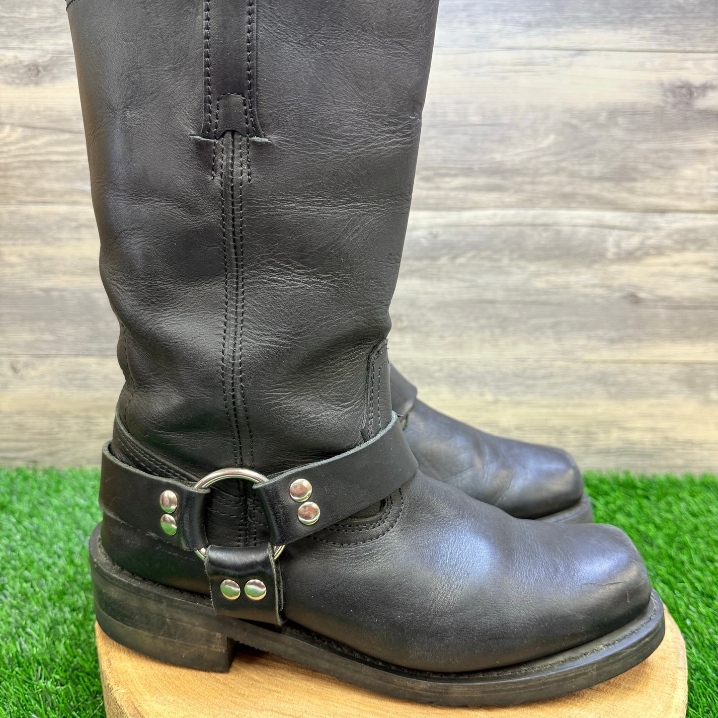 Rhino Men - Size 9M - Black Premium Square Toe Harness Boots P9HR1