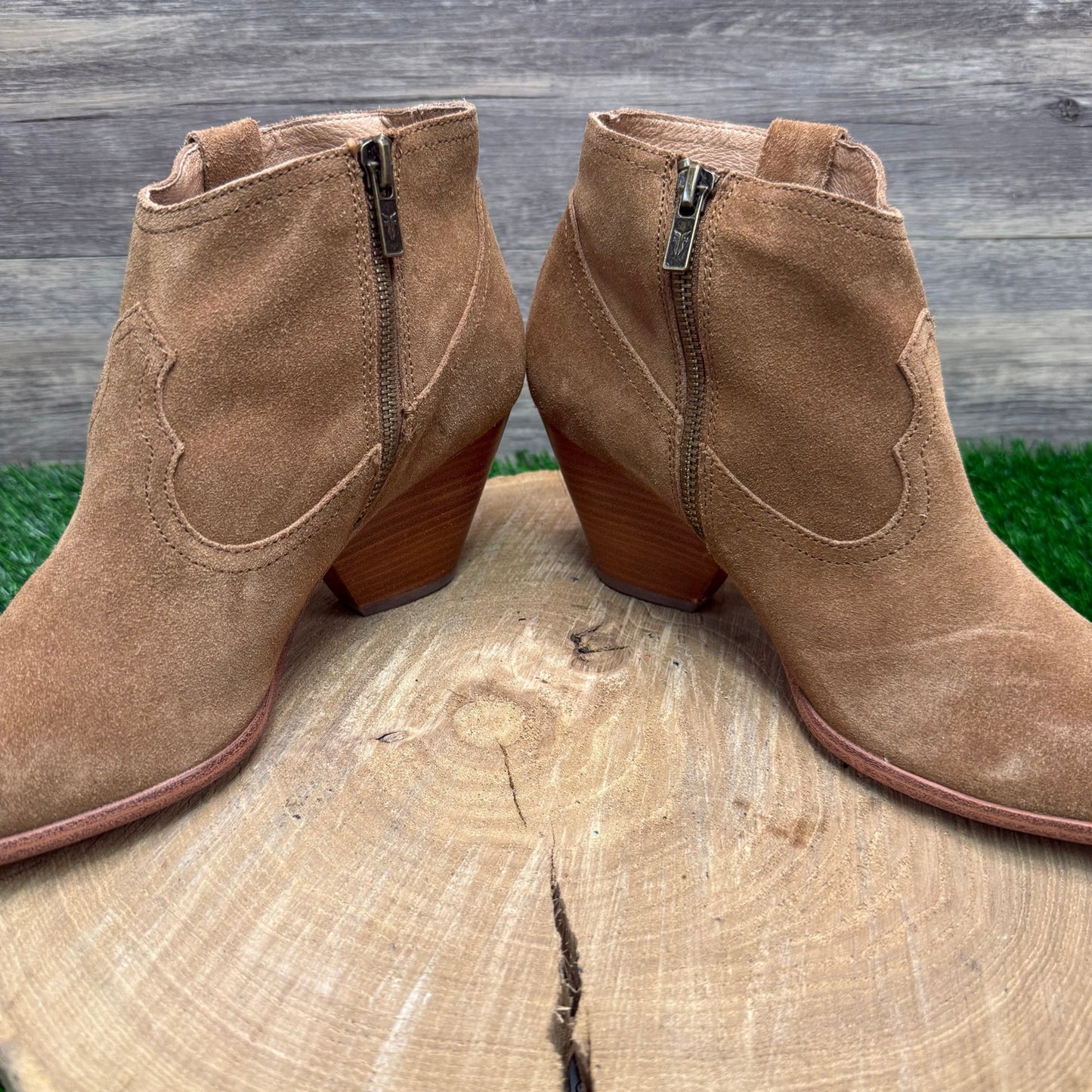 Frye Women - Size 9M - Tan Suede Ankle Zipper Boots Style 3471740