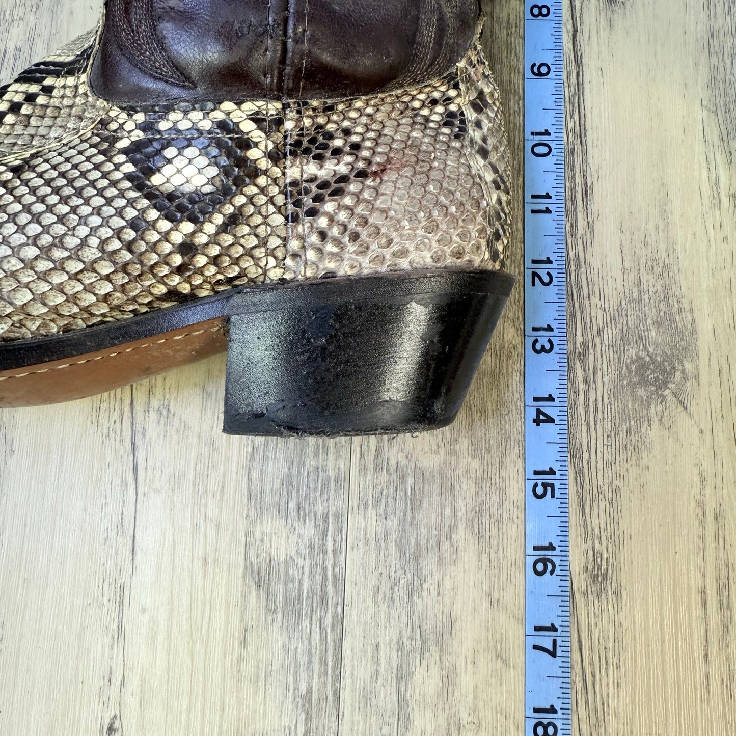 Acme Men - Size 8D - Brown Snake Cowboy Boots 6120