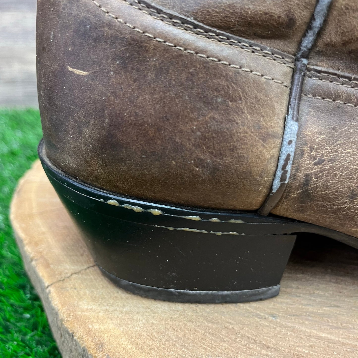Ariat Men - Size 10D - Brown Pull On Cowboy Boots Style 34625