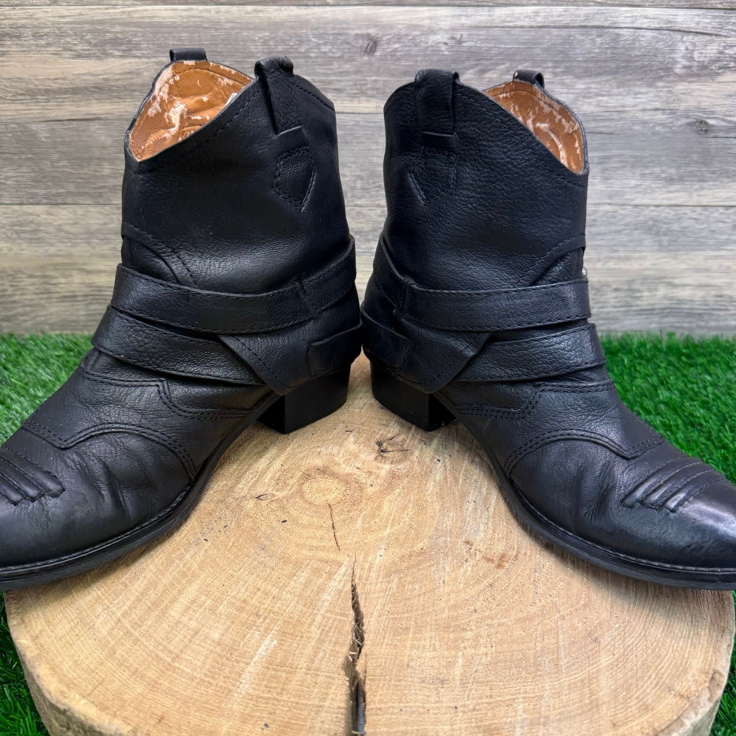 Nine West Women - Size 9M - Black Harness Ankle Boots Style 0913