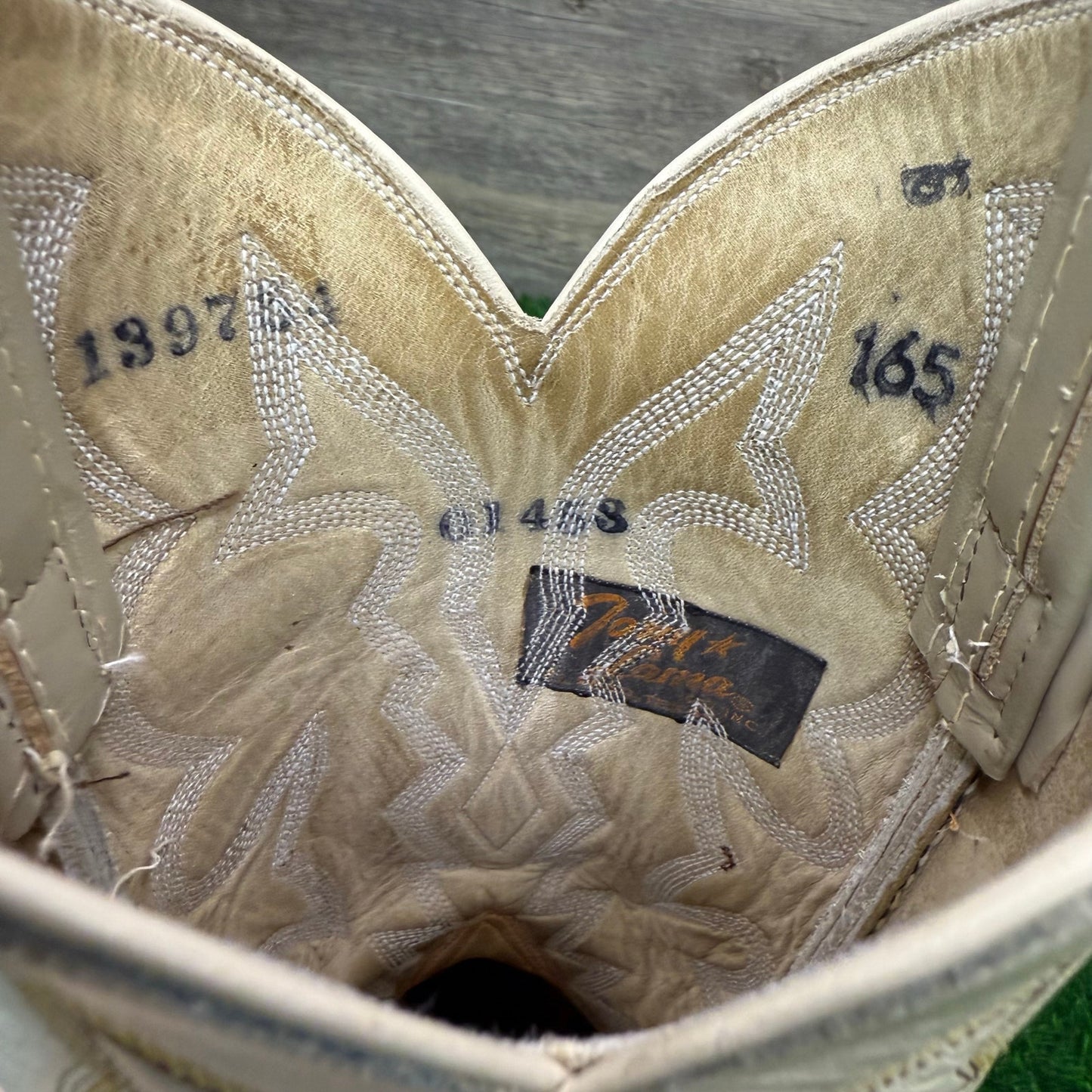 Tony Lama Women - Size 6.5B - Vintage Tan/Cream Lizard Cowboy Boots Style 01453