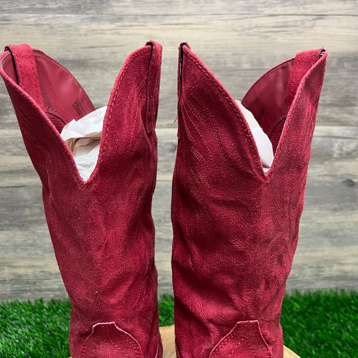Rampage Women - Size 8M - Red Soft Faux Leather Cowboy Boots Style Walden