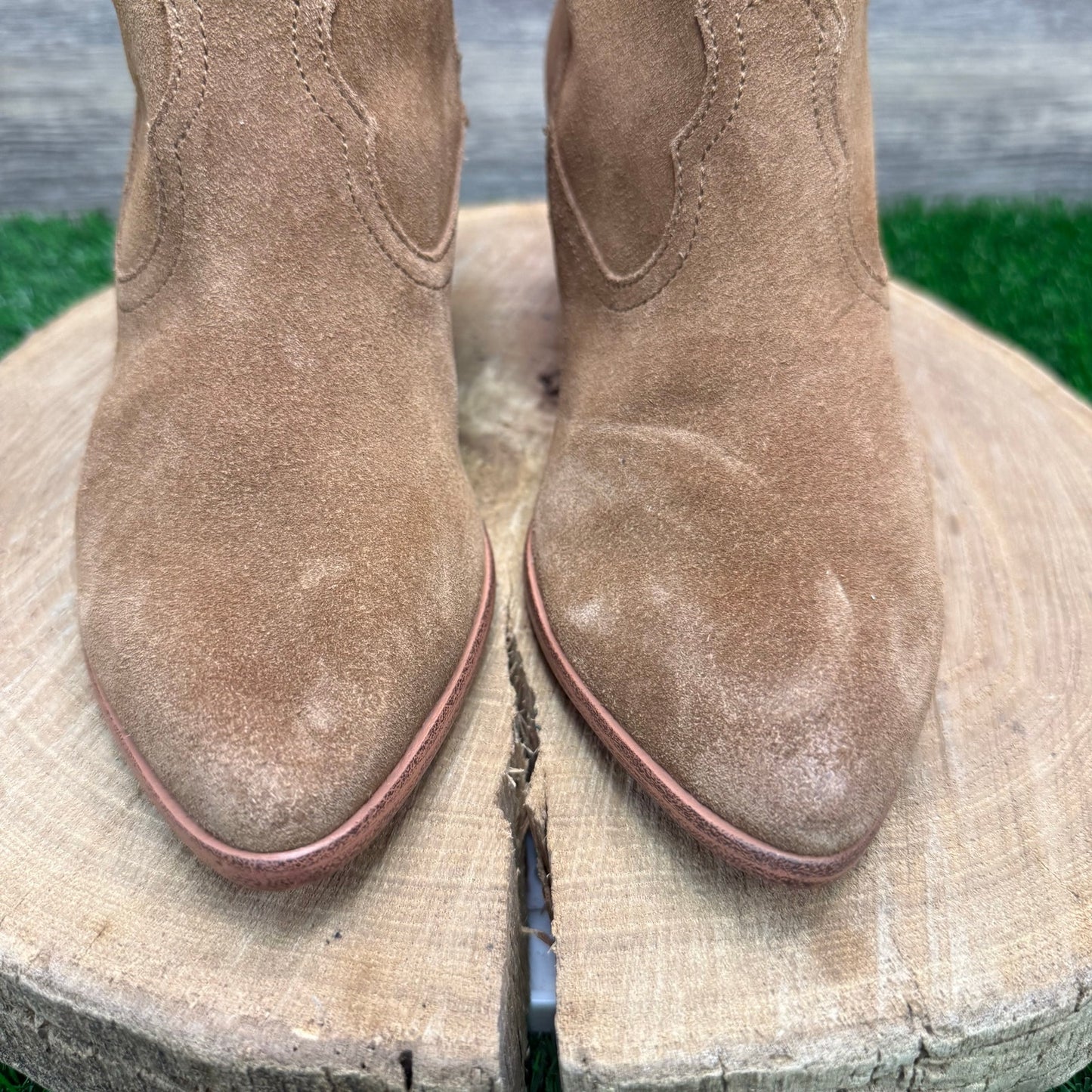 Frye Women - Size 9M - Tan Suede Ankle Zipper Boots Style 3471740