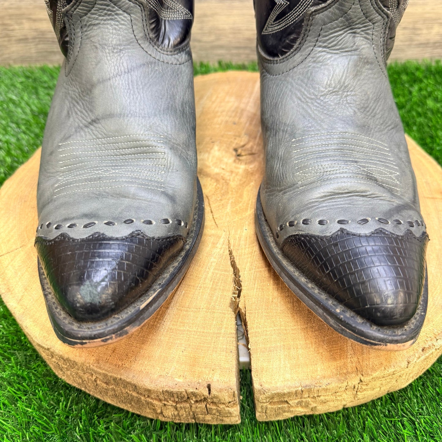 Laredo Men - Size 11.5D - Gray / Black Lizard Print Wingtip Cowboy Boots 6782