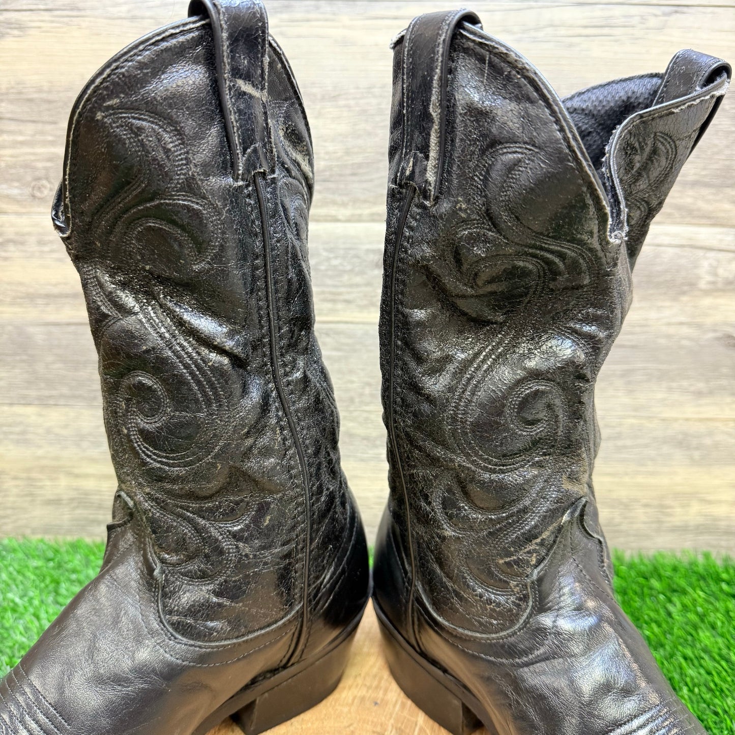 Unknown Men - Size 8EE - Black Toe Plate Faux Leather Cowboy Boots 5360