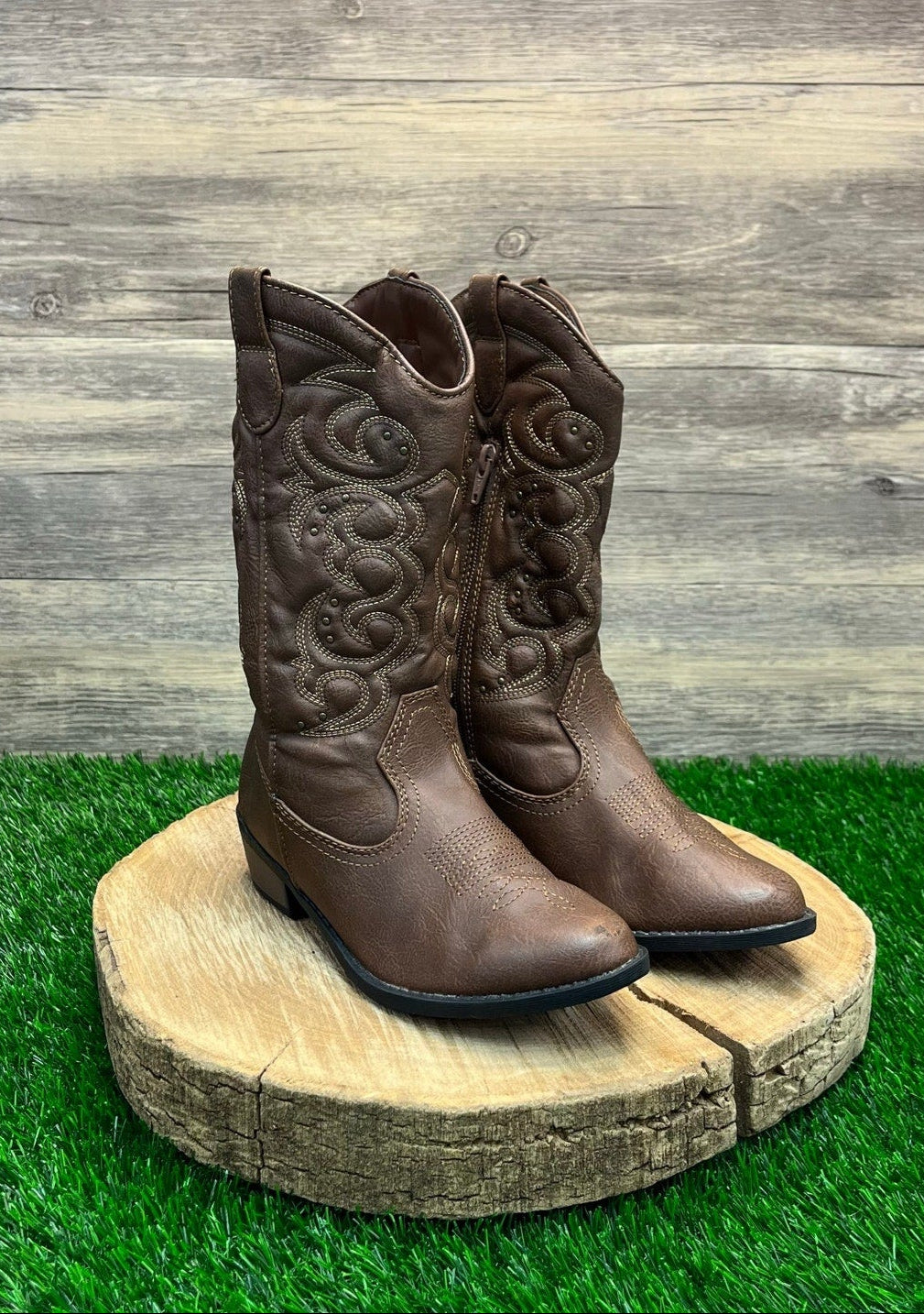Cat & Jack Youth - Size 3 - Brown Studded Faux Leather Zipper Boots 17730