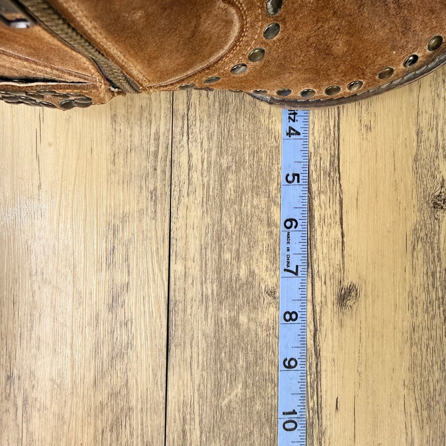 Circle G Women - Size 6 - Tan Zipper Studded Ankle Boots 4224