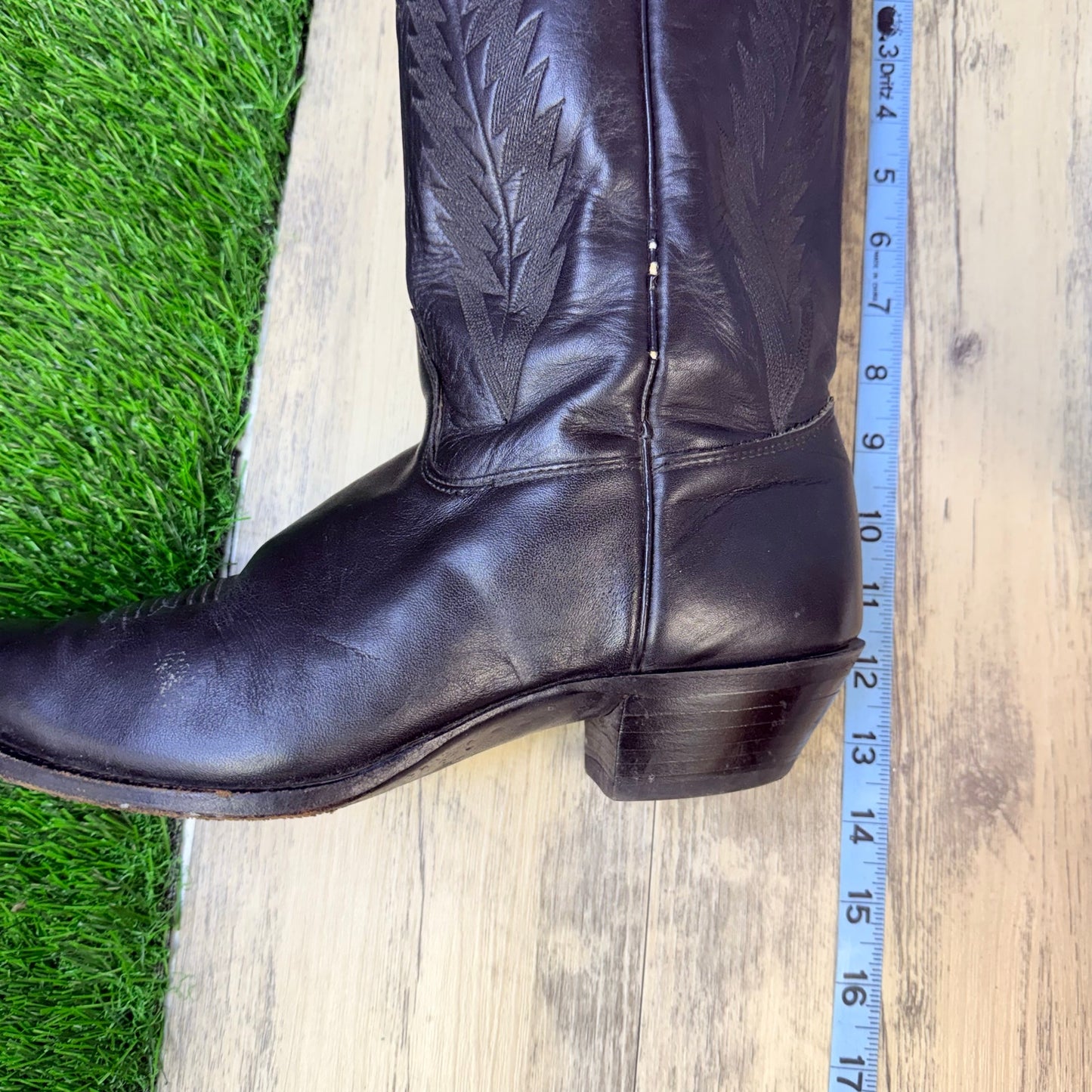 J Chisholm - Size 10M - Black Cowboy Boots D820