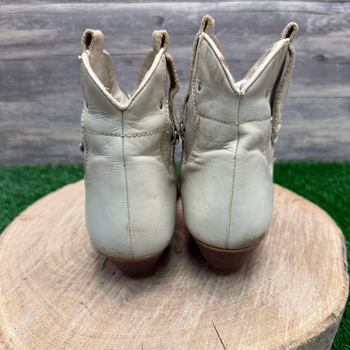 West 31st Women - Size 9 - Vintage Bone Studded Ankle Boots