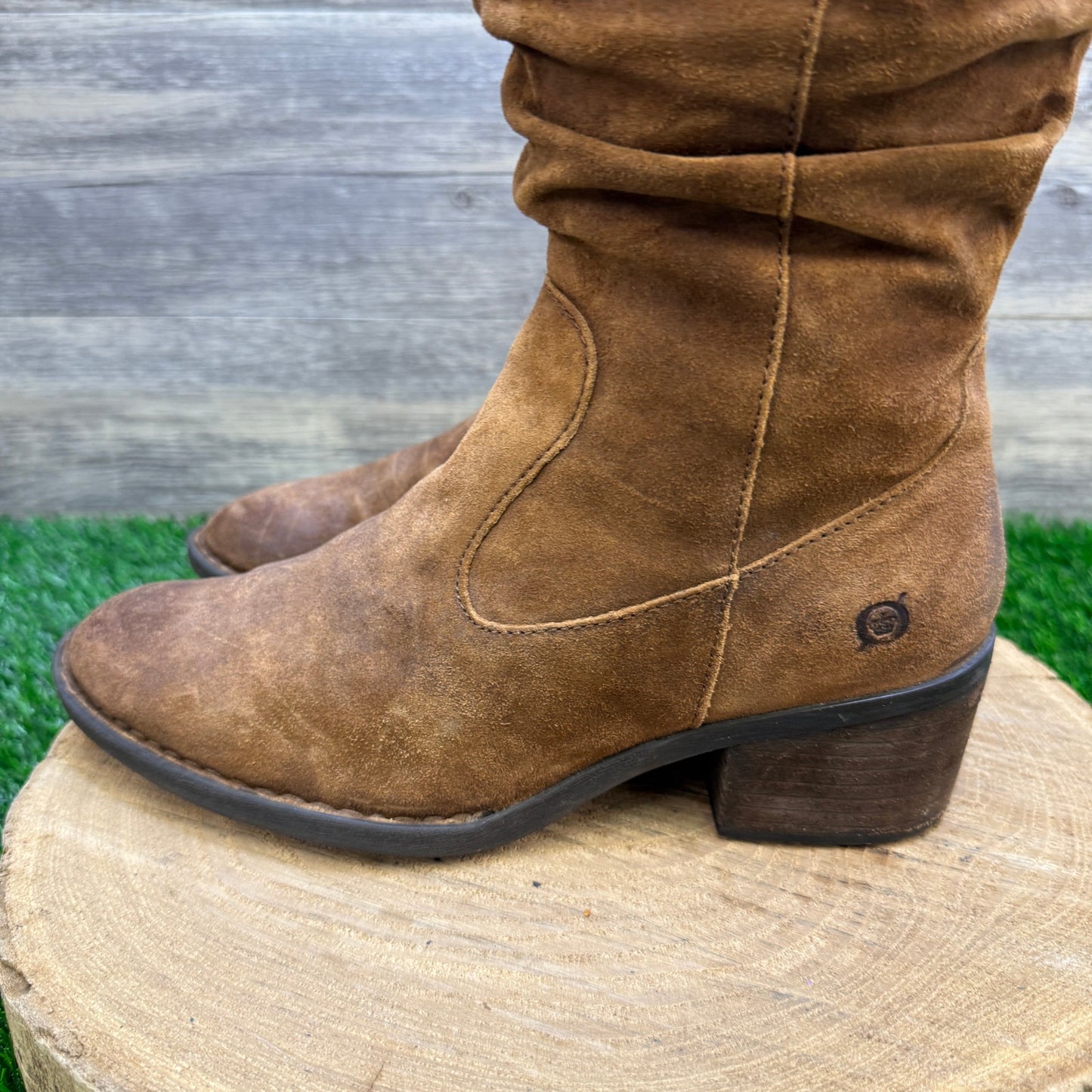 Born Women - Size 9M - Brown Suede Slouch Tall Boots Style CQG17