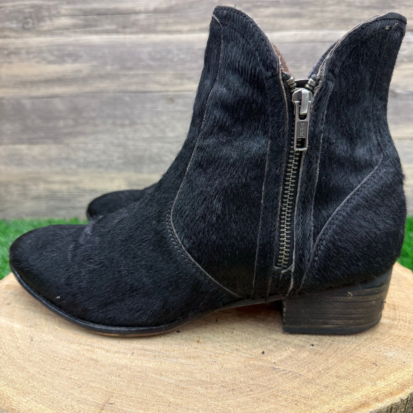 YKK Women - Size 10 - Black Cowhide Ankle Zipper Boots