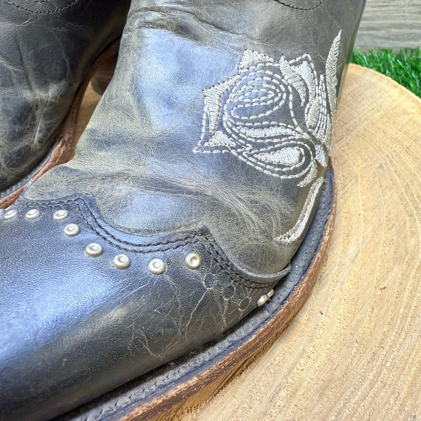 Lucchese Women - Size 9B - Black Challenger Distressed Cowboy Boots M5701