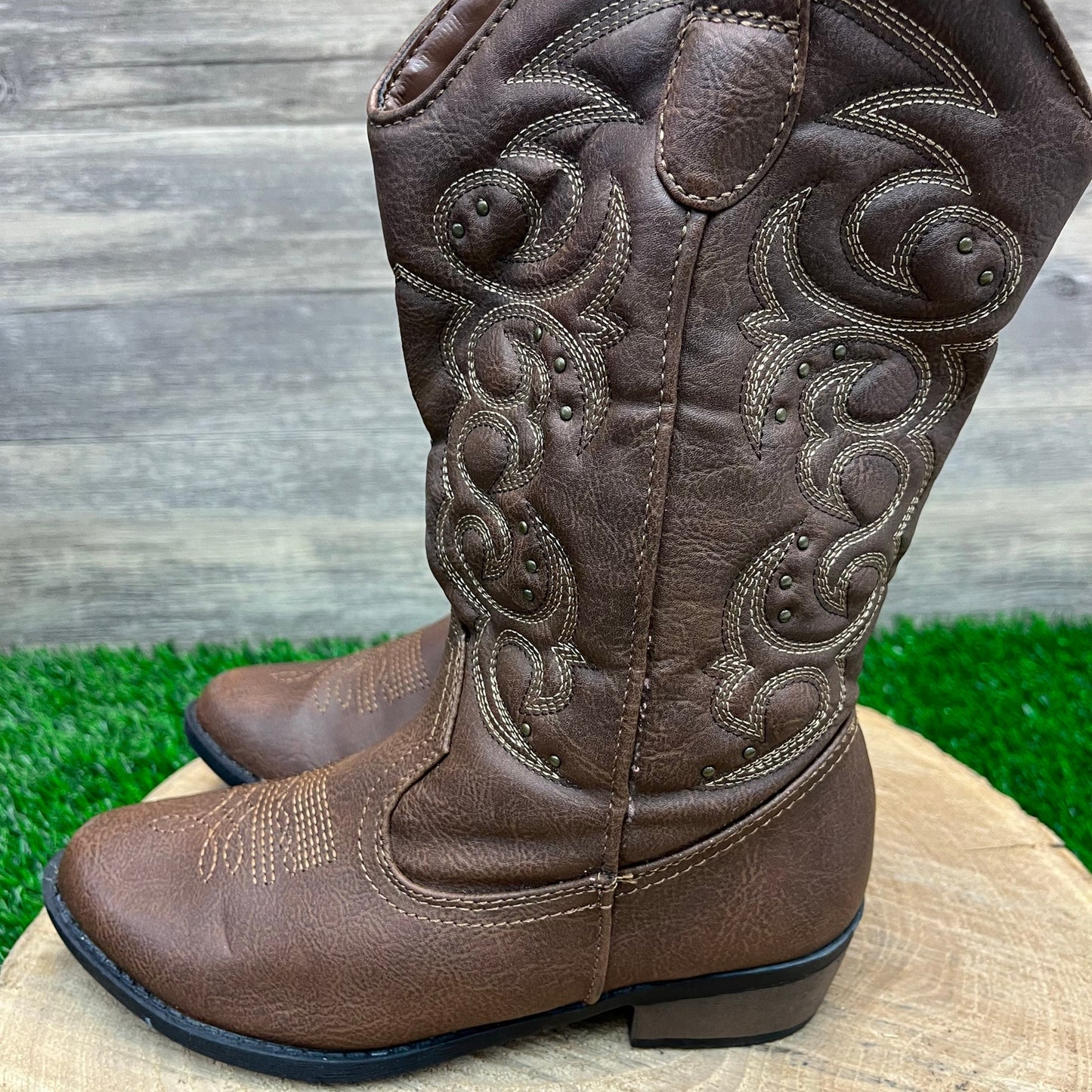 Cat & Jack Youth - Size 3 - Brown Studded Faux Leather Zipper Boots 17730