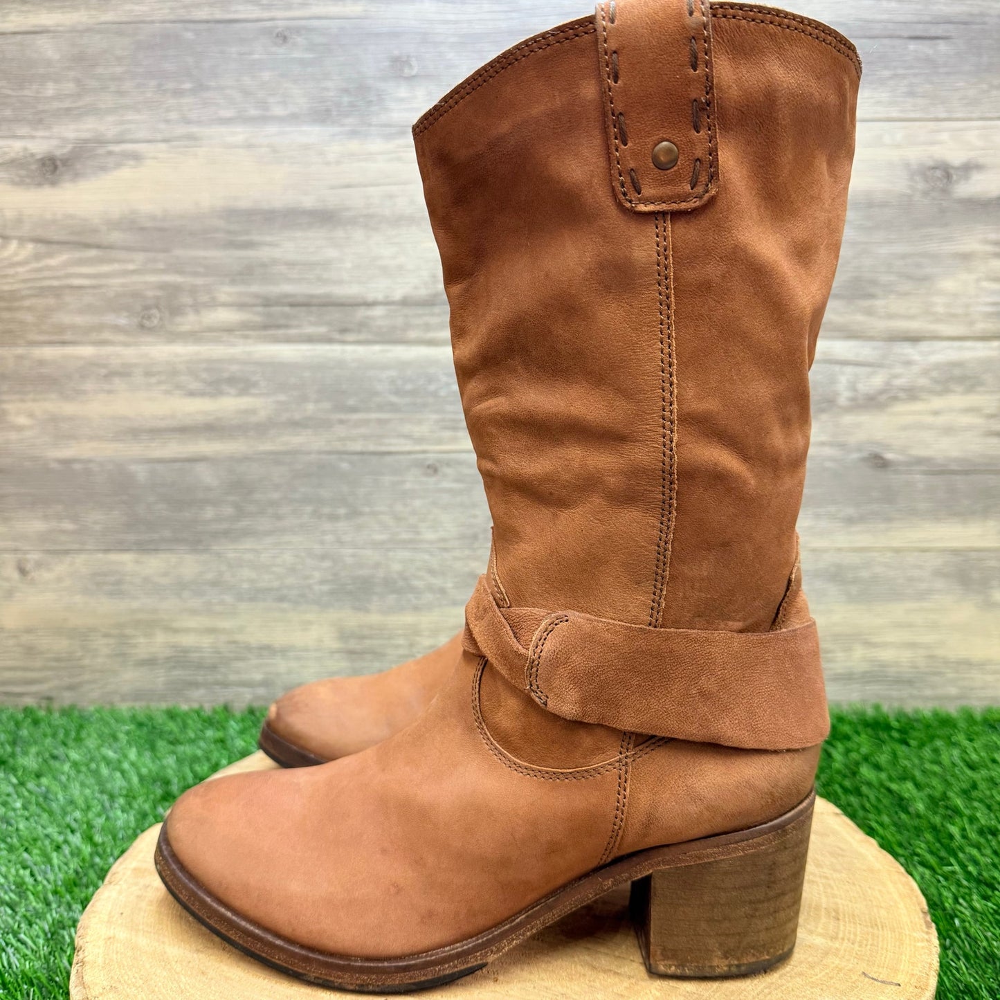 Vero Cuoio Women - Size 8M - Tan Soft Leather Cowboy Boots 50952