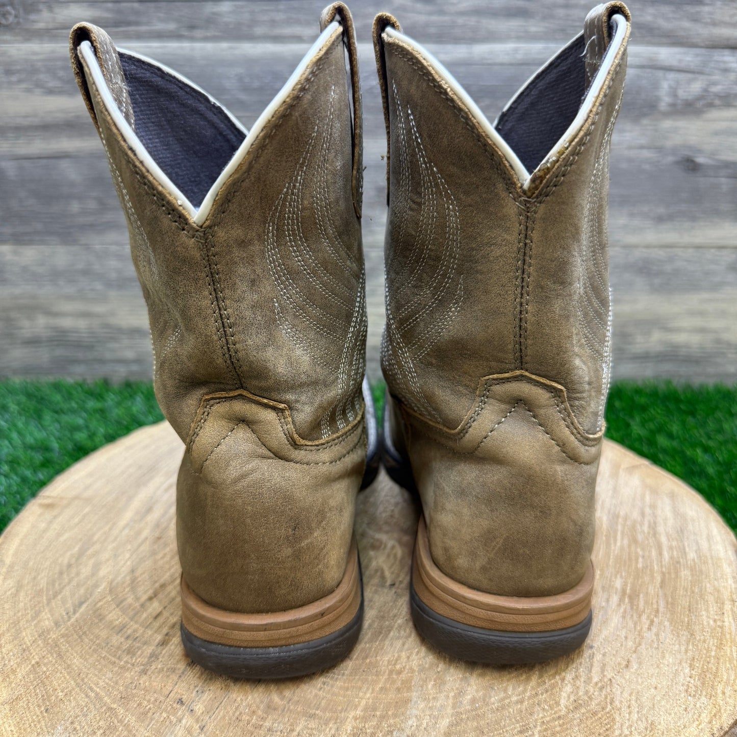 Ariat Youth - Size 2 - Tan Wiggle Room Square Toe Cowboy Boots Style 10035778