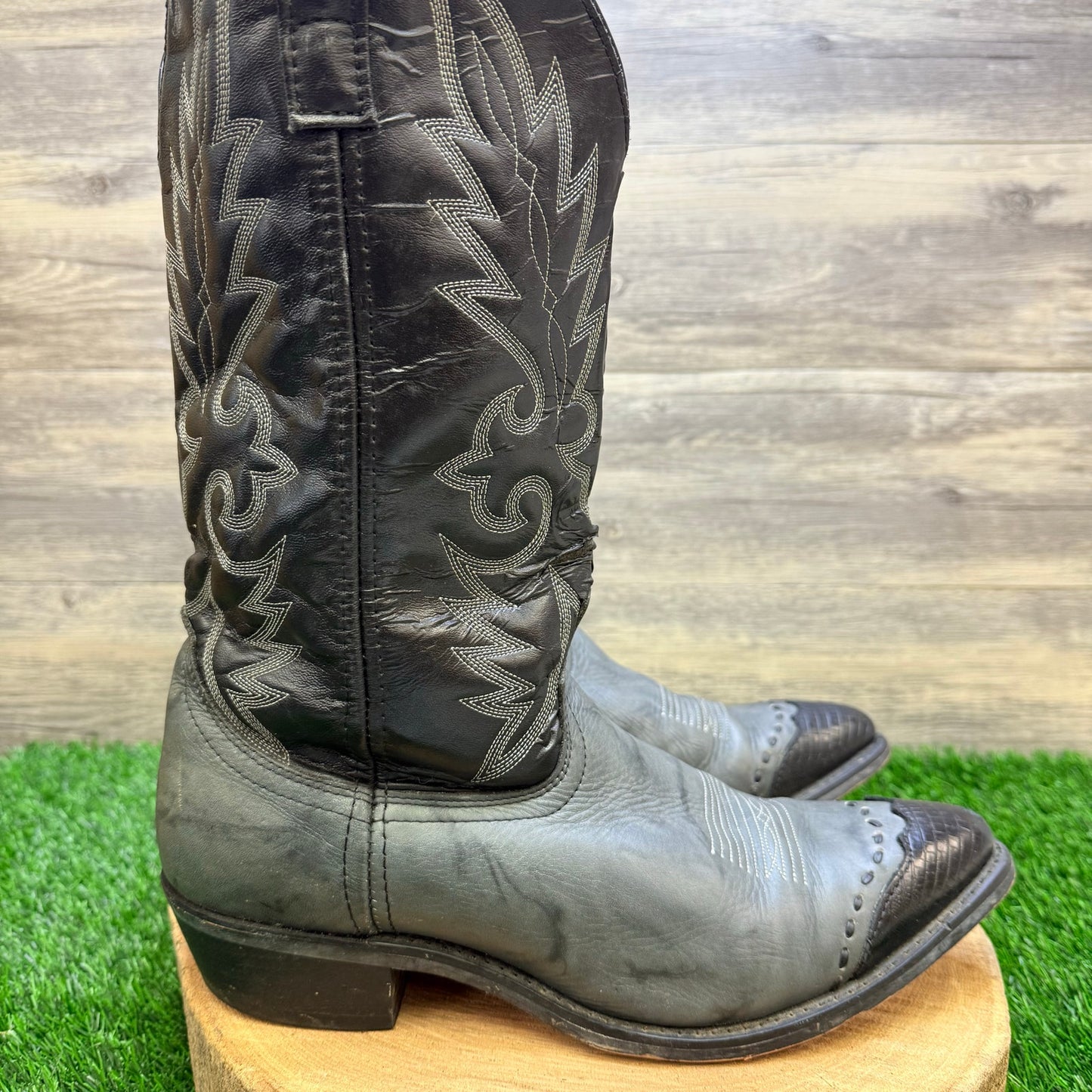 Laredo Men - Size 11.5D - Gray / Black Lizard Print Wingtip Cowboy Boots 6782