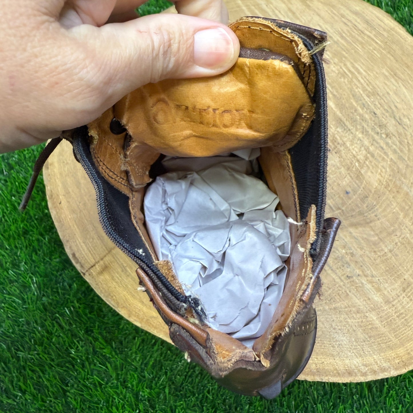 Ovation Women - Size 7.5 - Brown Lace Up Boots