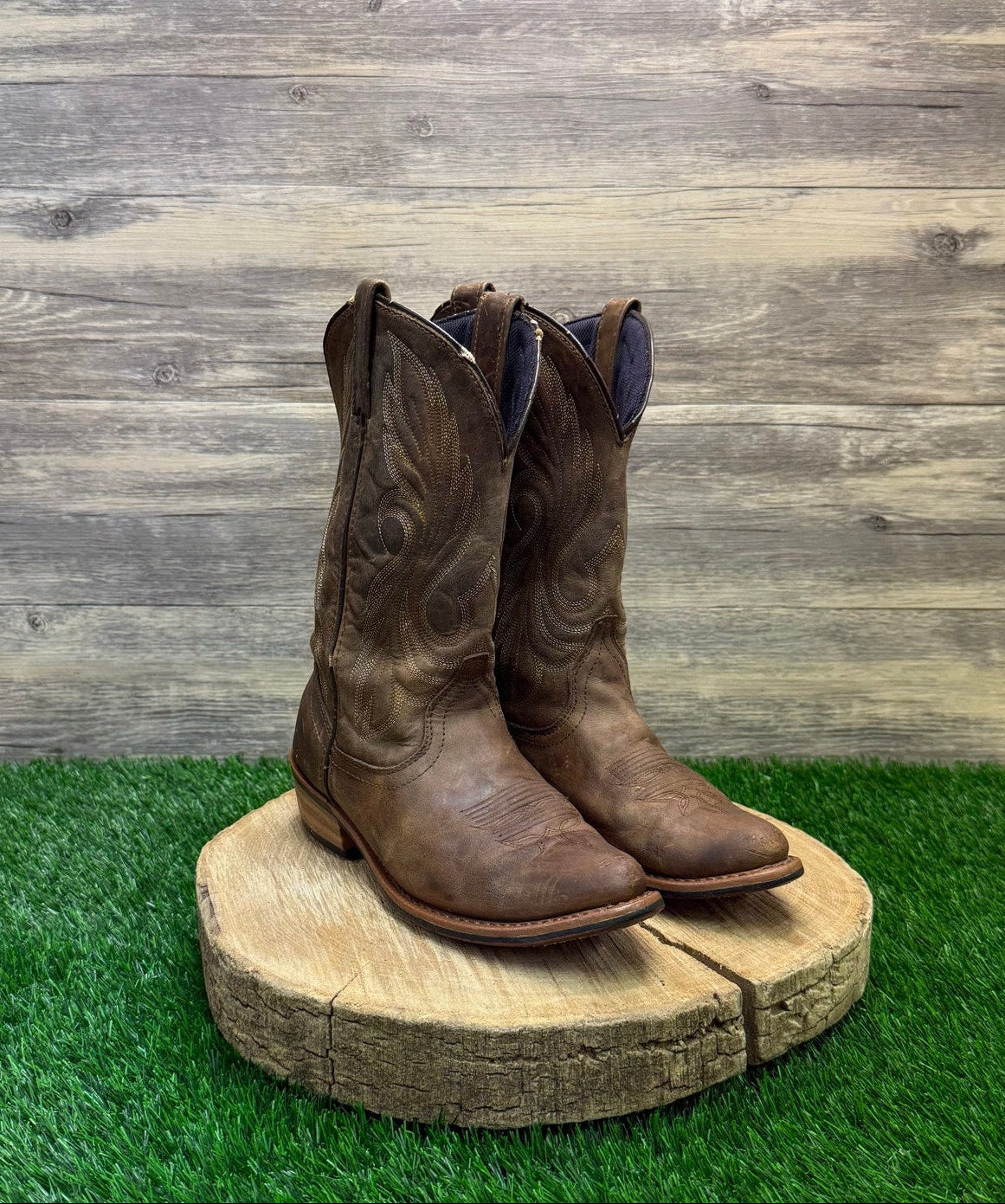 Laredo Women - Size 8M - Brown Cowboy Boots Style 51074