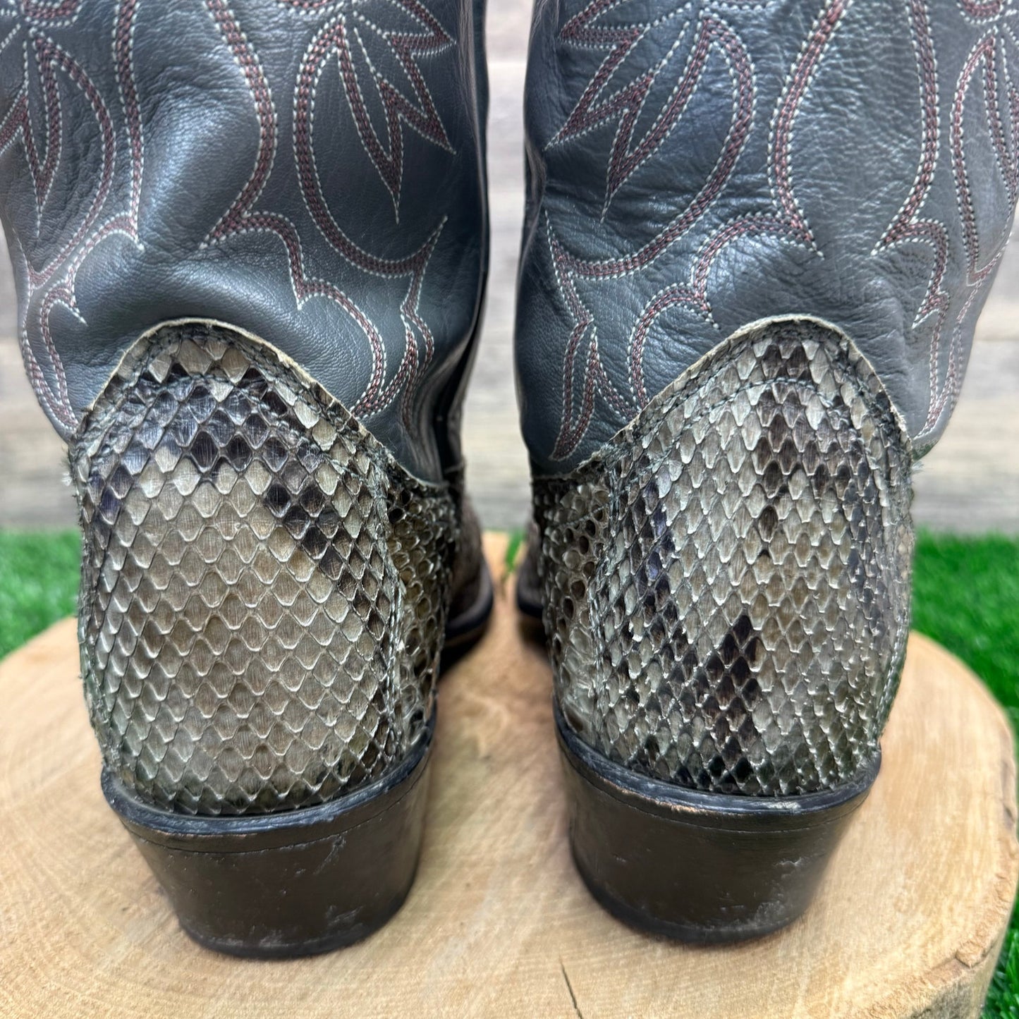 Acme Men - Size 12D - Vintage Gray Snake Cowboy Boots Style 0897