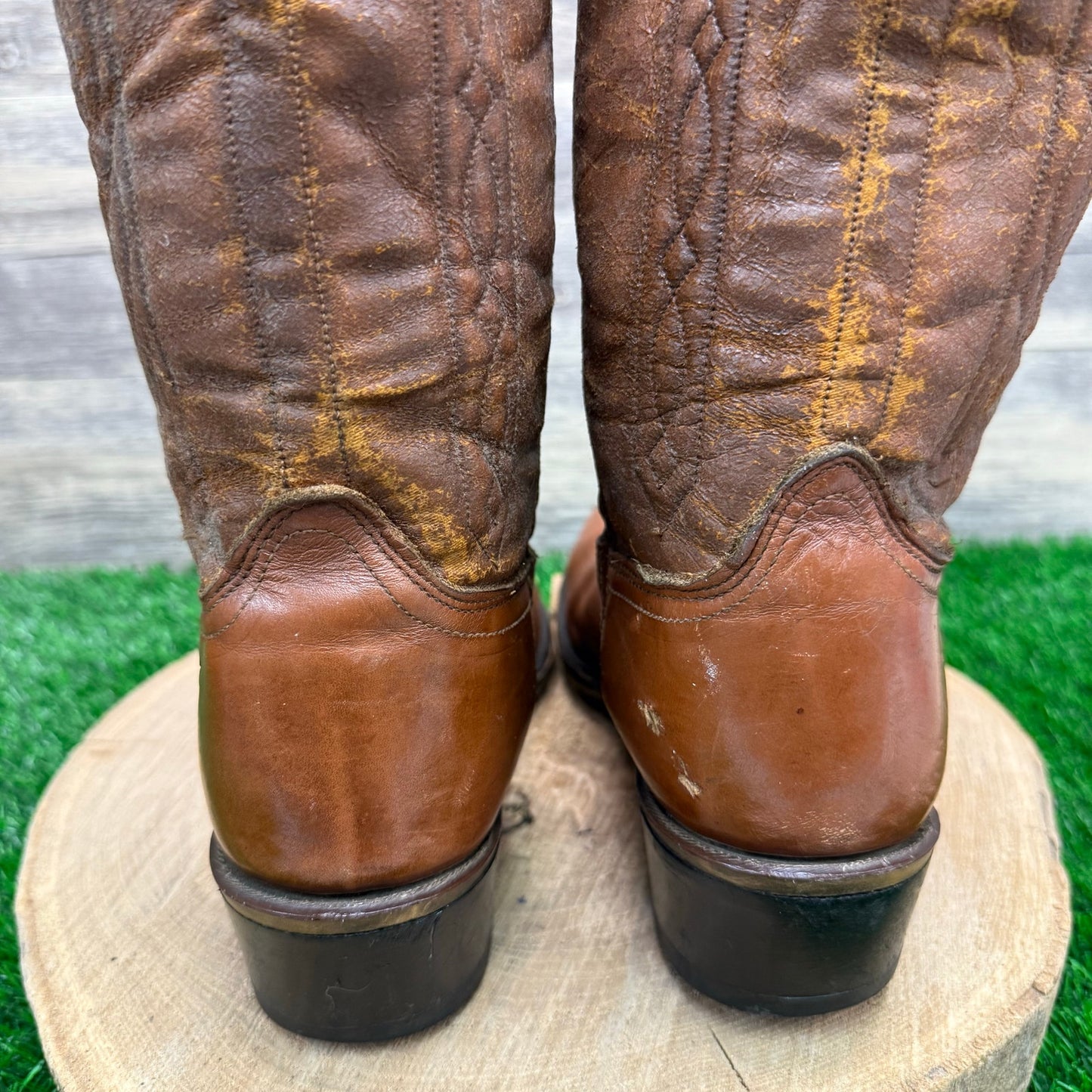 Acme Men - Size 11D - Vintage Brown Cowboy Boots Style 5945