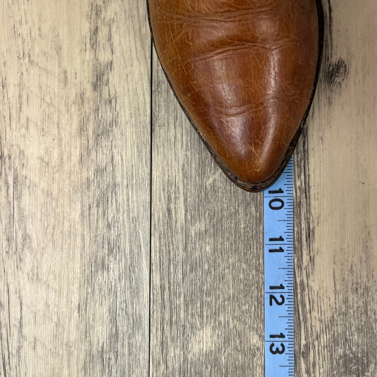 Circle’s Women - Size 6 - Tan Harness Riding Boots