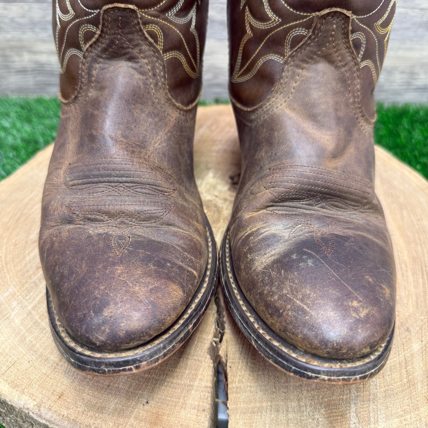 Laredo Women - Size 9M - Brown Cowboy Boots Style 5742