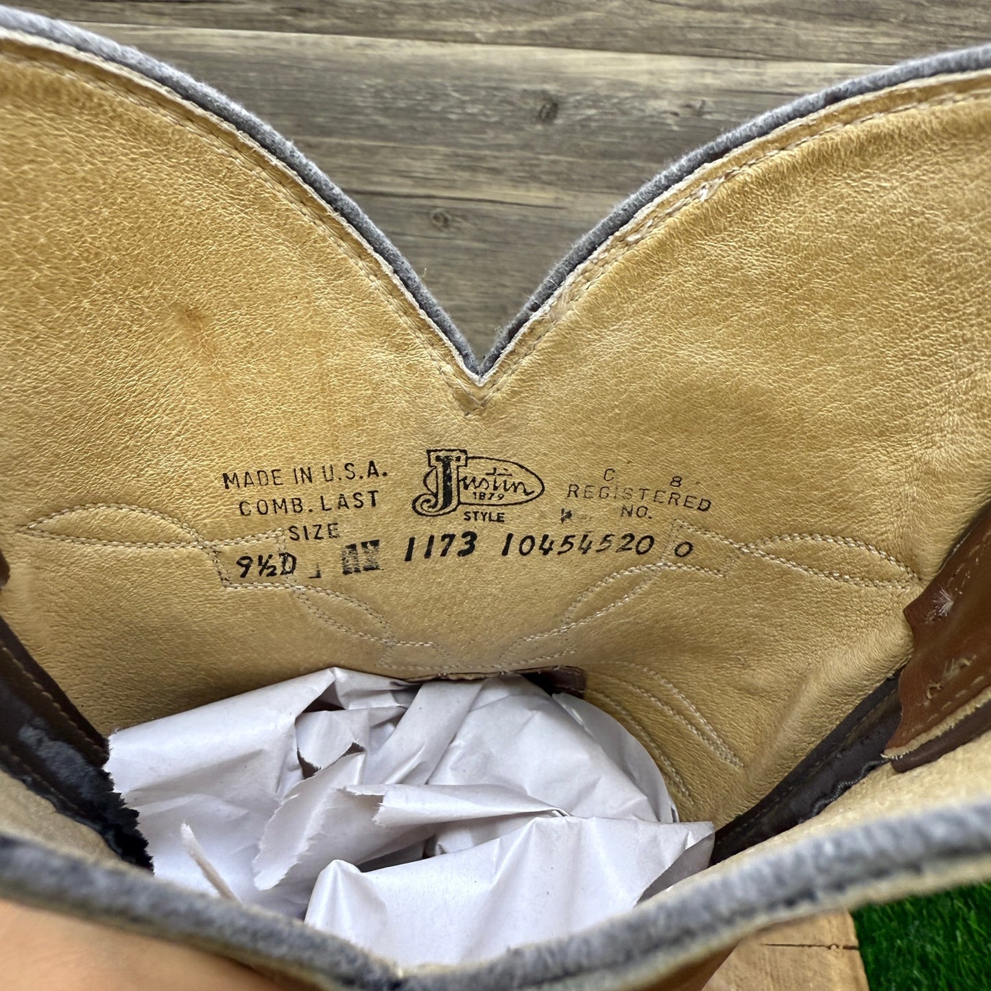 Justin Men - Size 9.5D - Brown Rancher Cowboy Boots Style 1173