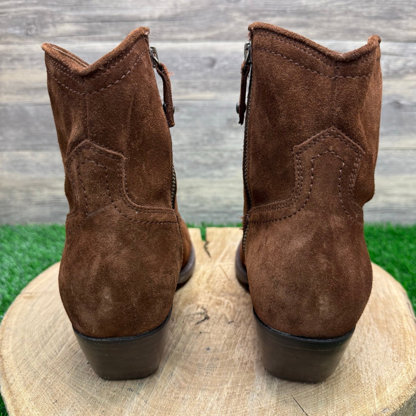 Frye Women - Size 8B - Brown Suede Ankle Zipper Boots 3478018