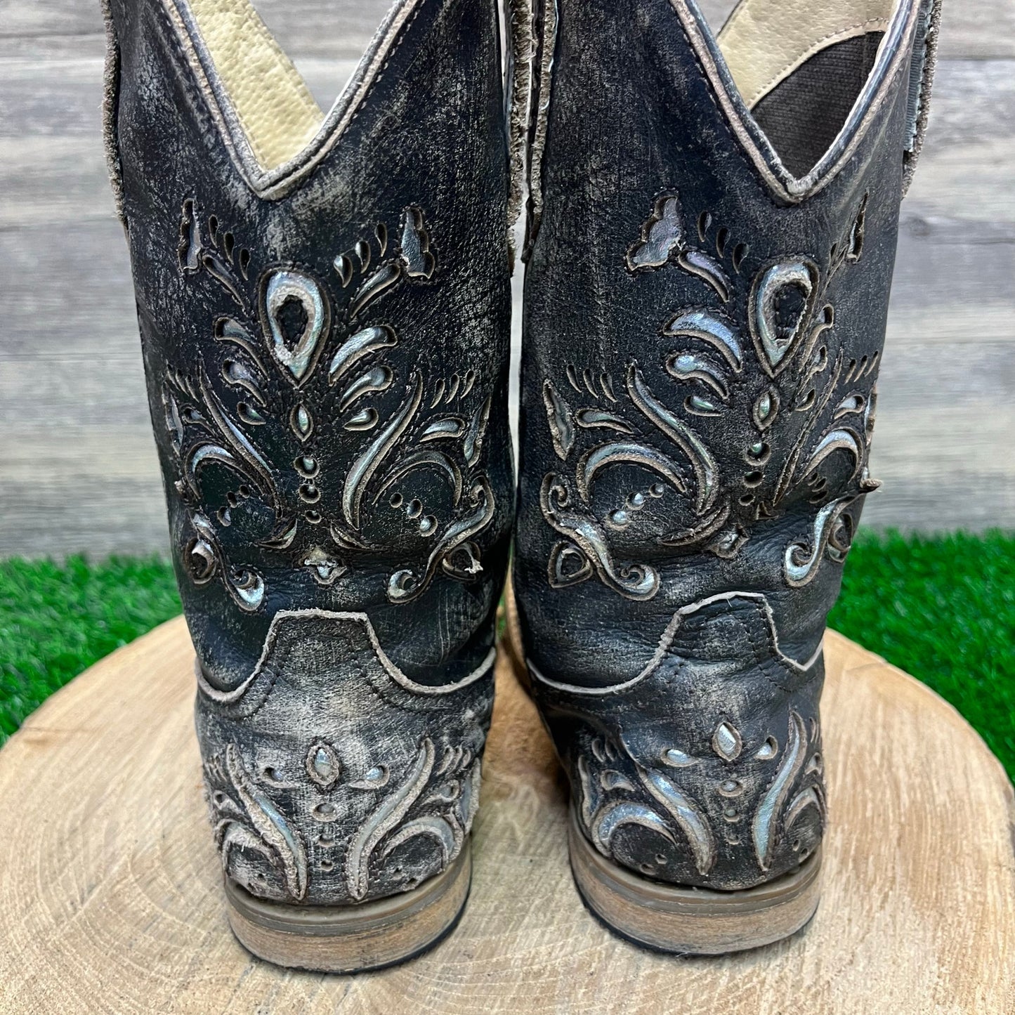 Roper Youth - Size 3 - Distressed Black Cutout Square Toe Cowboy Boots 0671