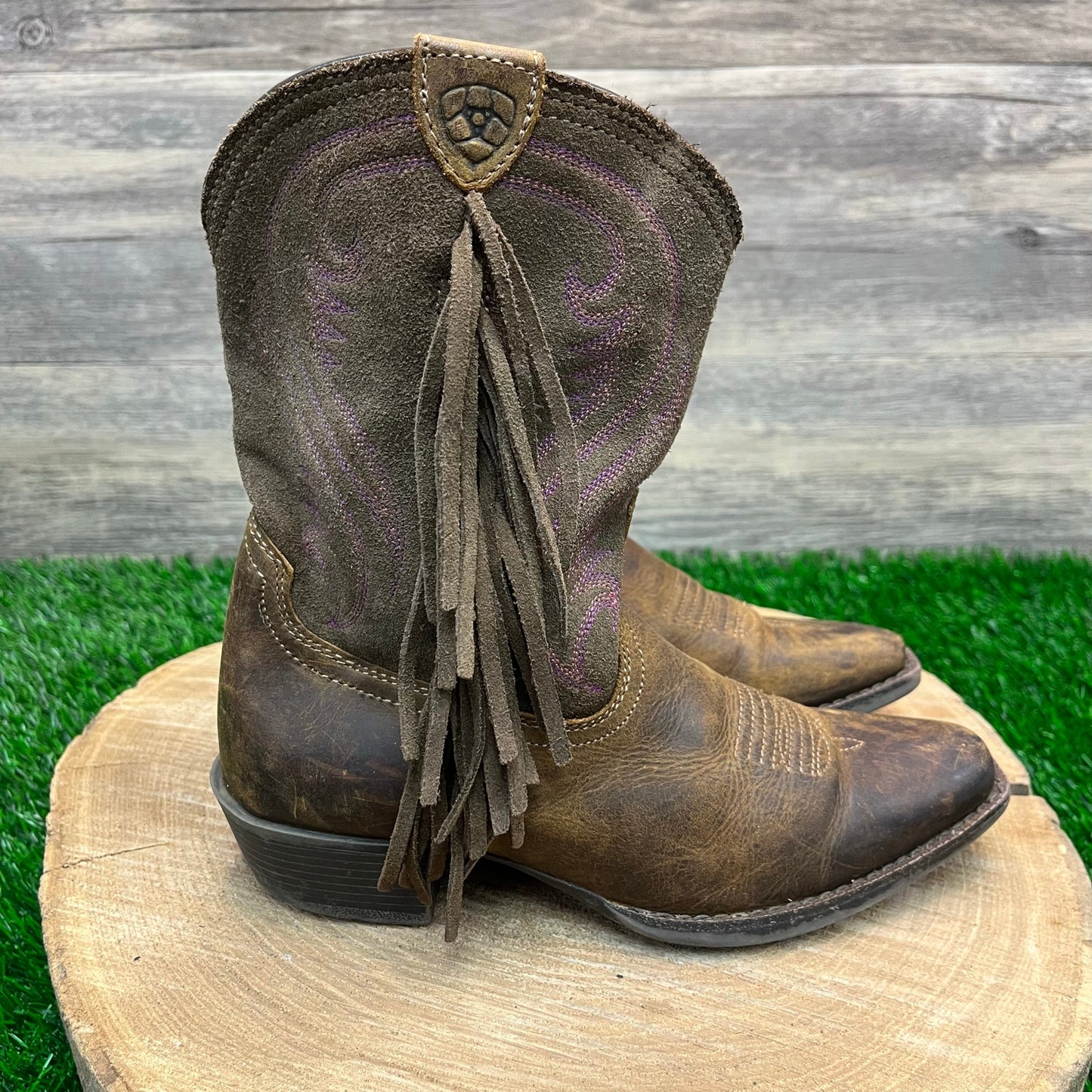 Ariat Youth - Size 1 - Brown Fringe Snip Toe Cowboy Boots Style 10011908