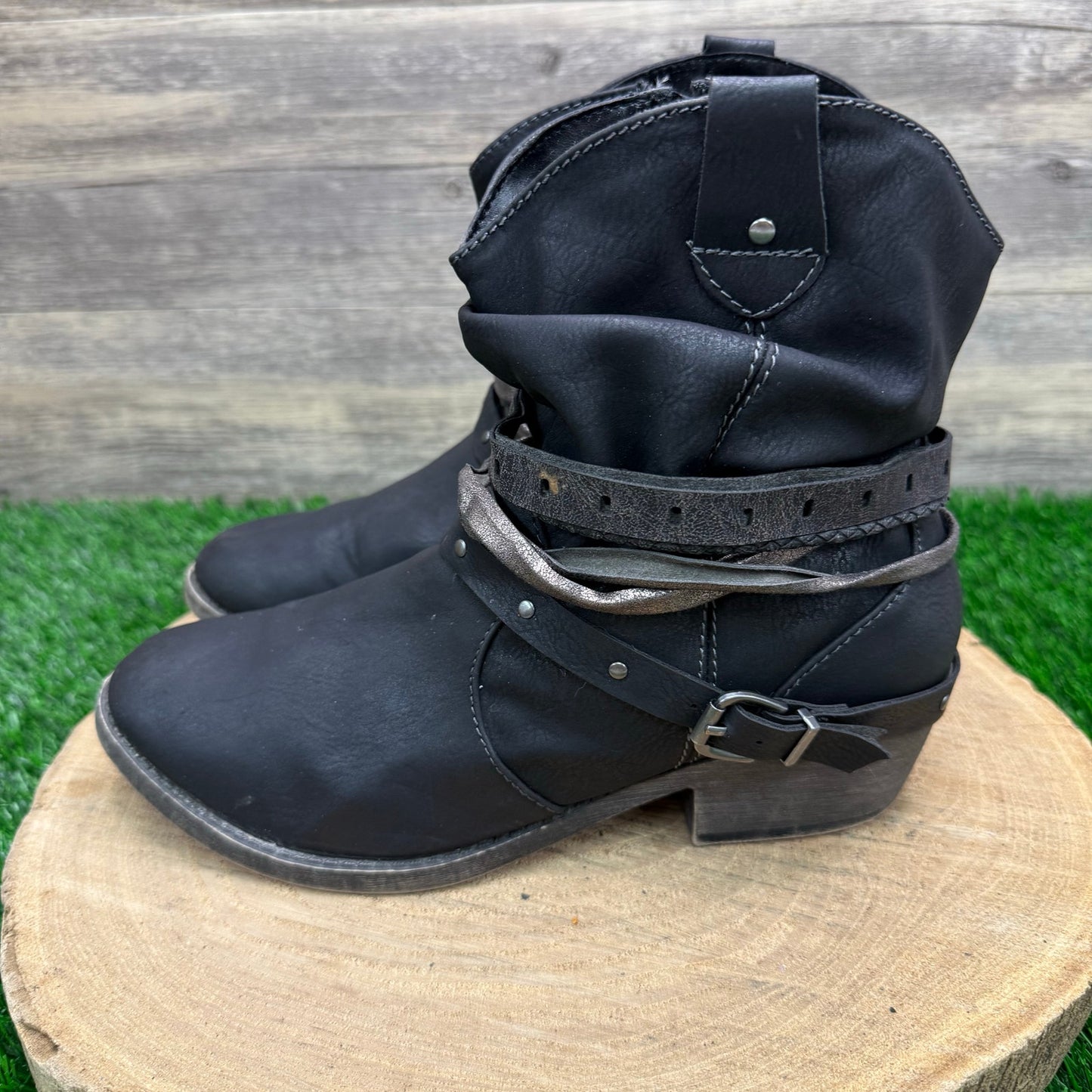 Jellypop Women - Size 9M - Black Harness Faux Leather Ankle Zipper Boots