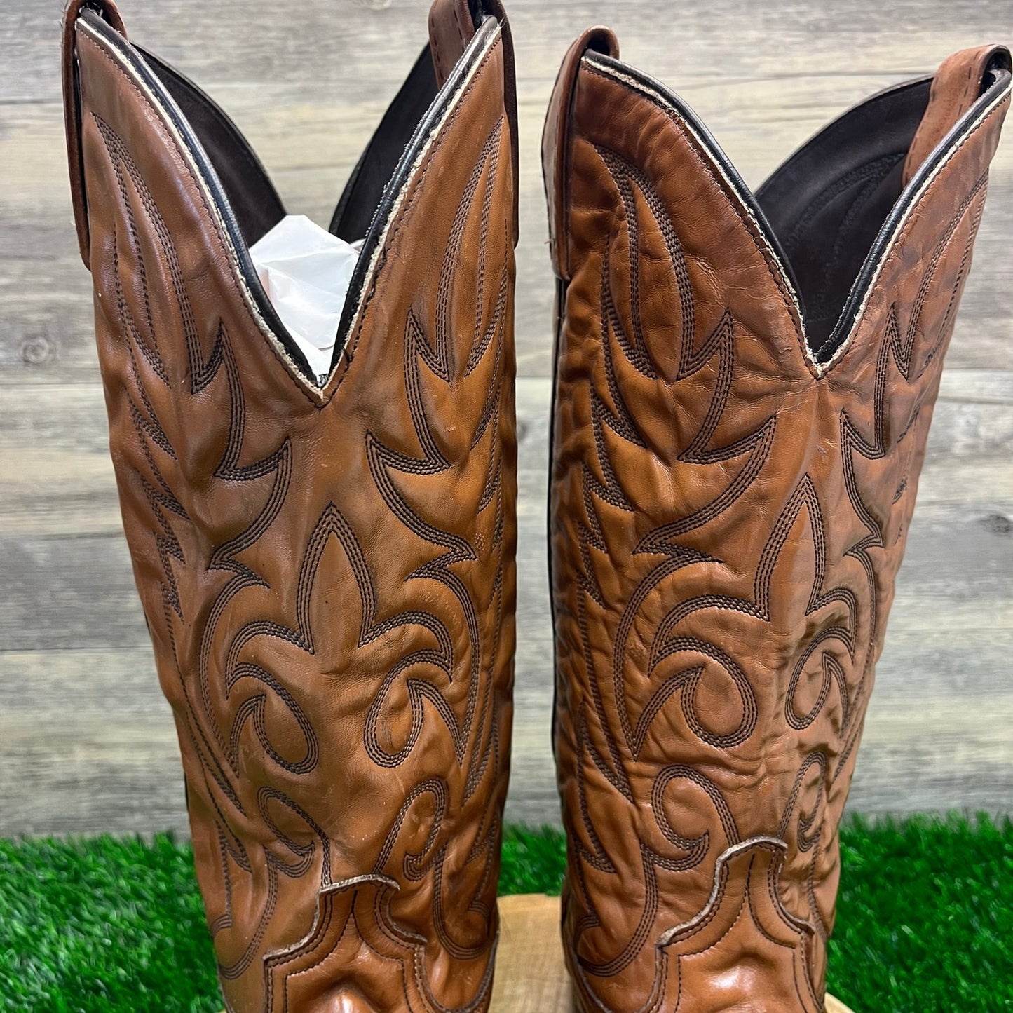 Acme Men - Size 10.5D - Vintage Cognac Faux Leather Cowboy Boots Style 604