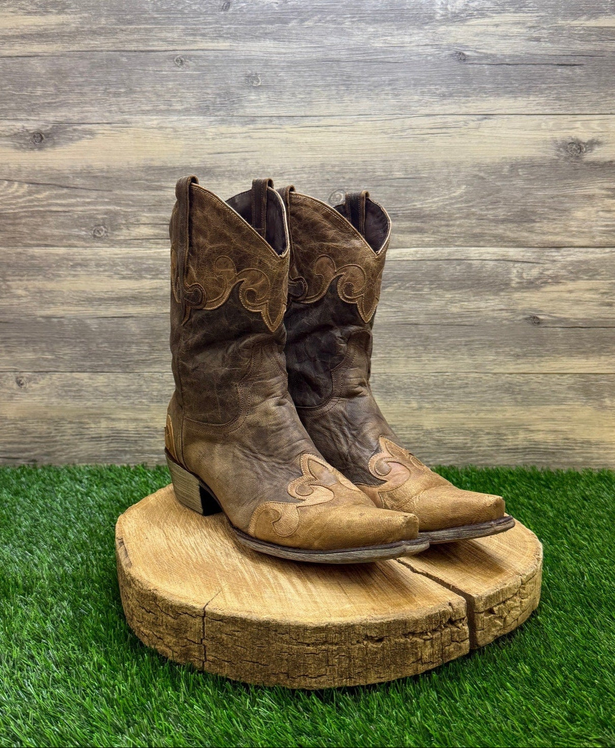 Lane Women - Size 10 - Brown Lexington Snip Toe Cowboy Boots Style LB0022C