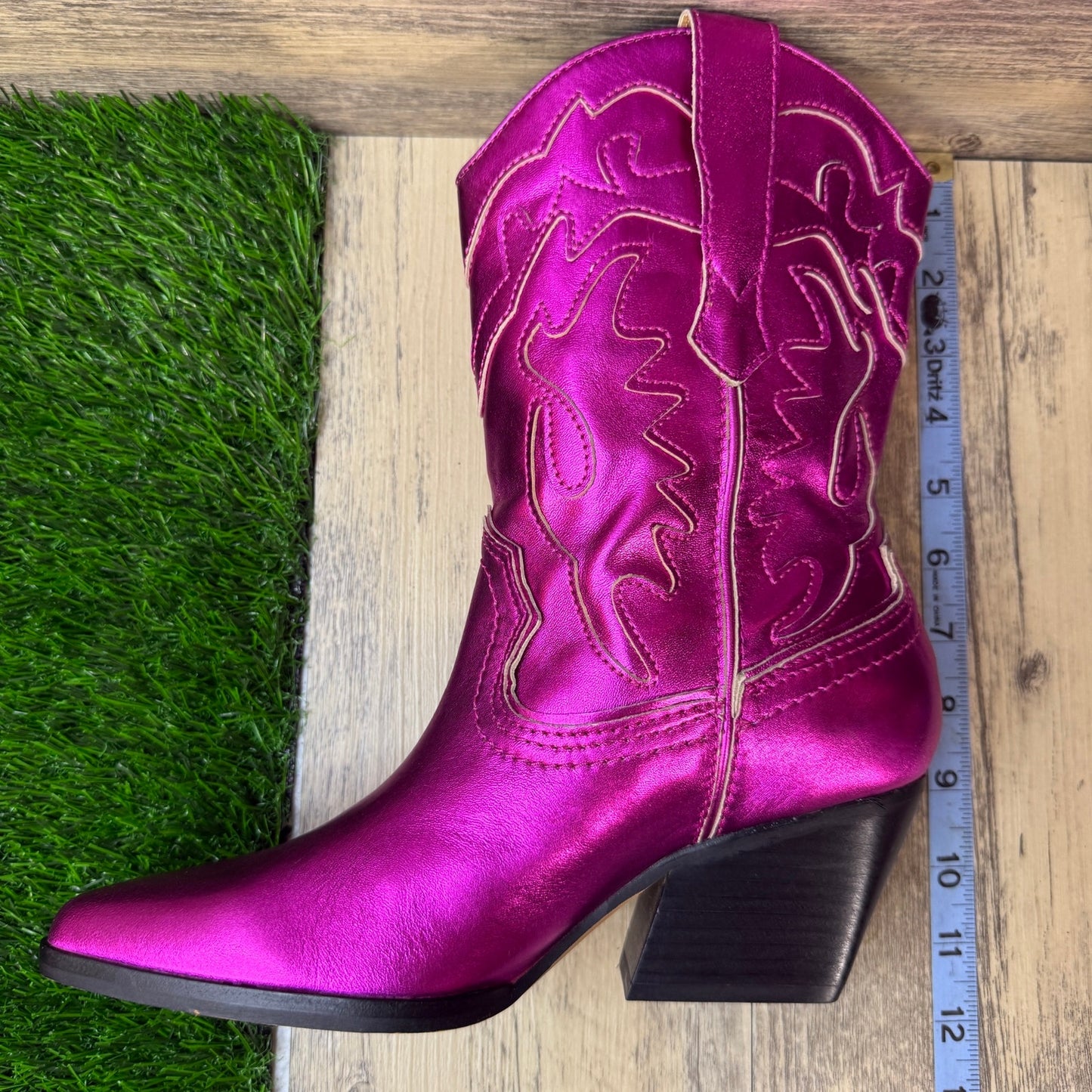 Dolce Vita Women - Size 7.5 - Hot Pink Faux Leather Boots