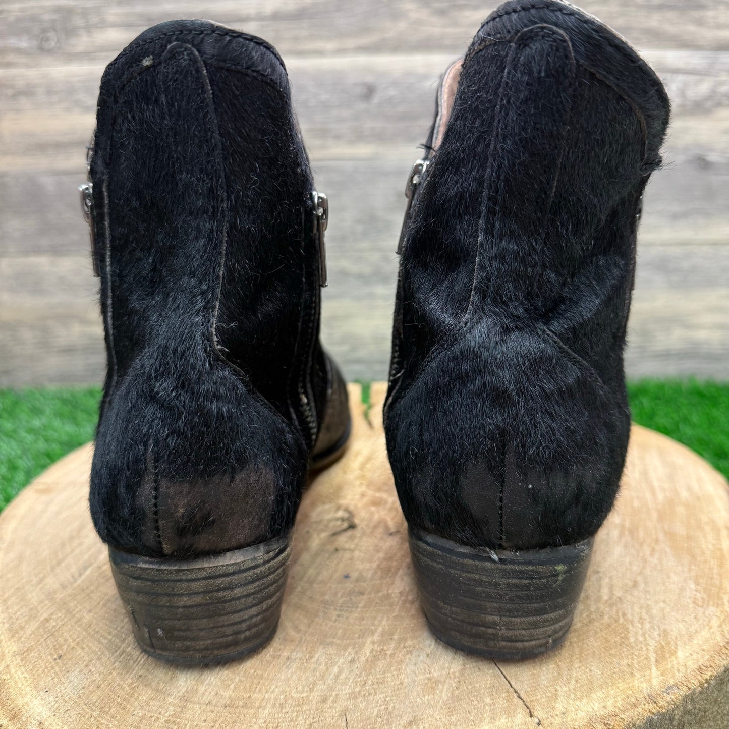 YKK Women - Size 10 - Black Cowhide Ankle Zipper Boots