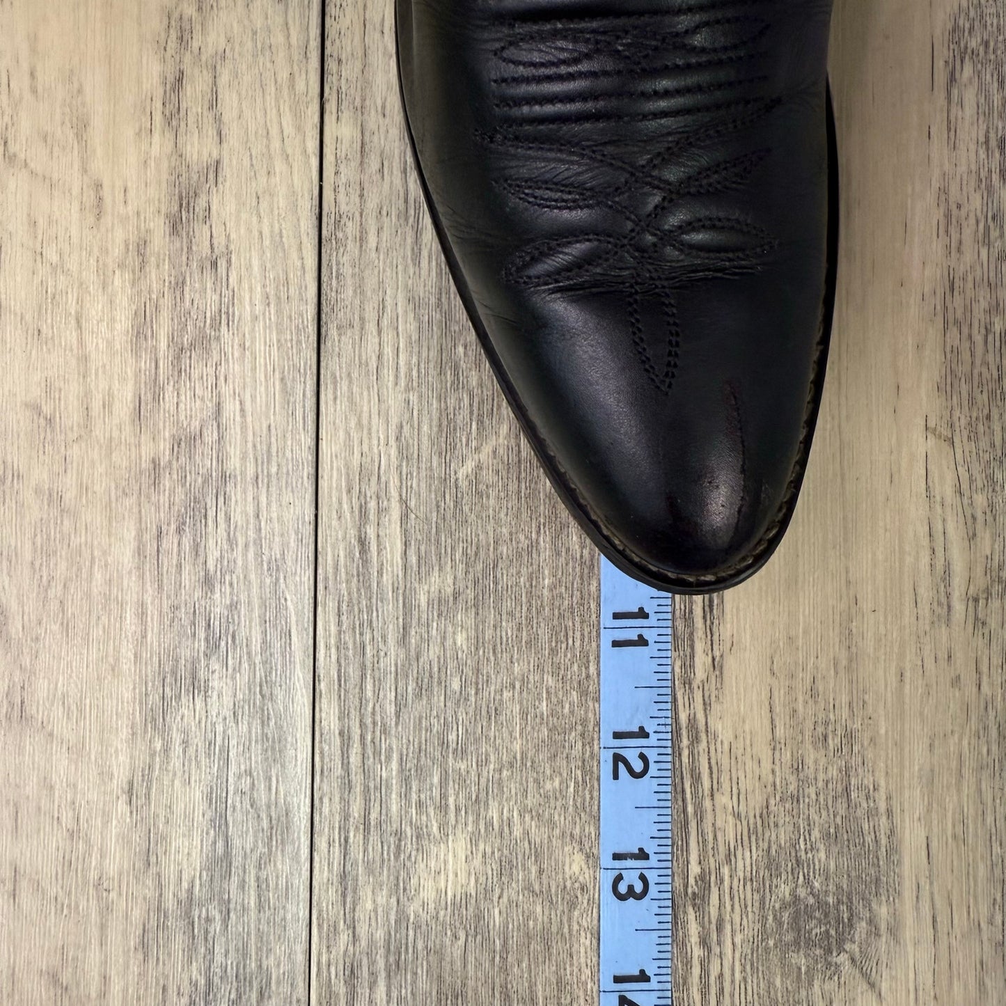 Justin Women - Size 7.5B - Black Cowboy Boots Style L4911