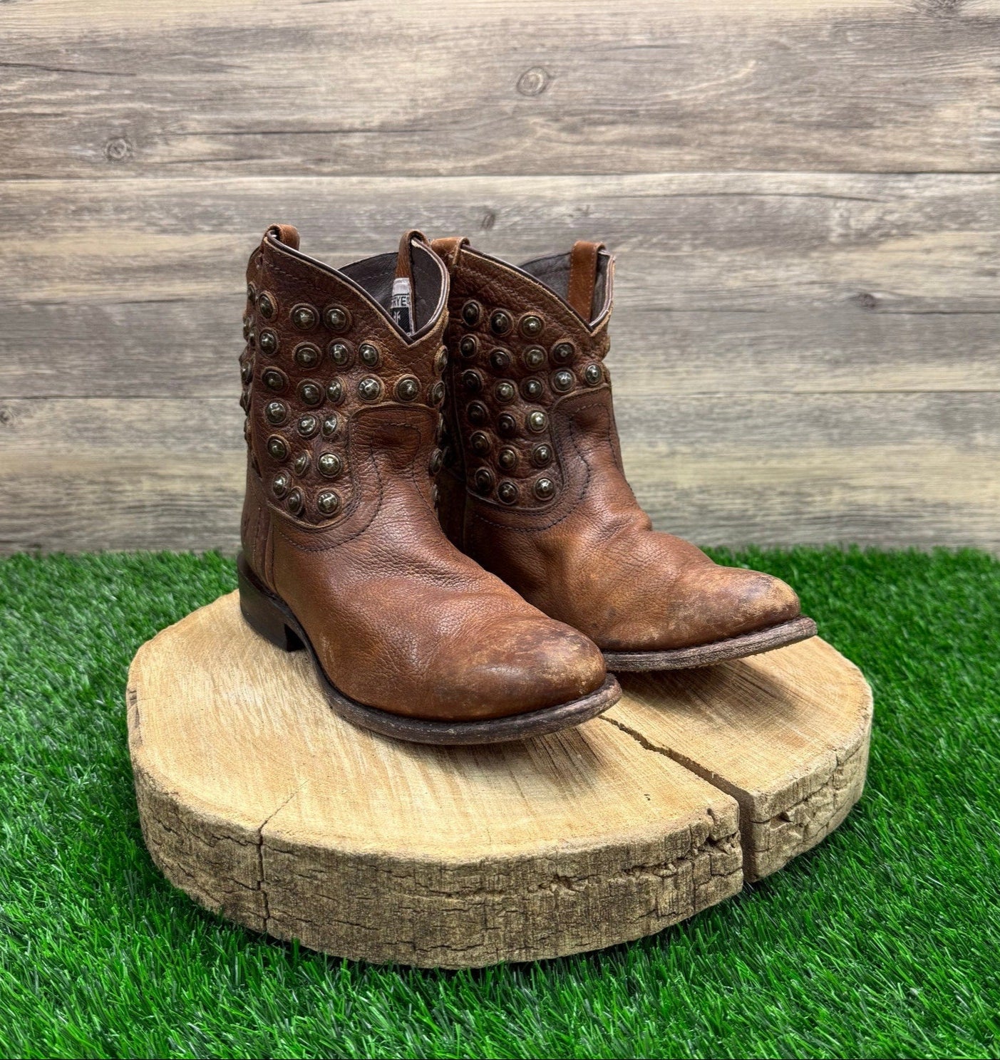Frye Women - Size 8B - Brown Wyatt Disco Studded Ankle Boots 76684