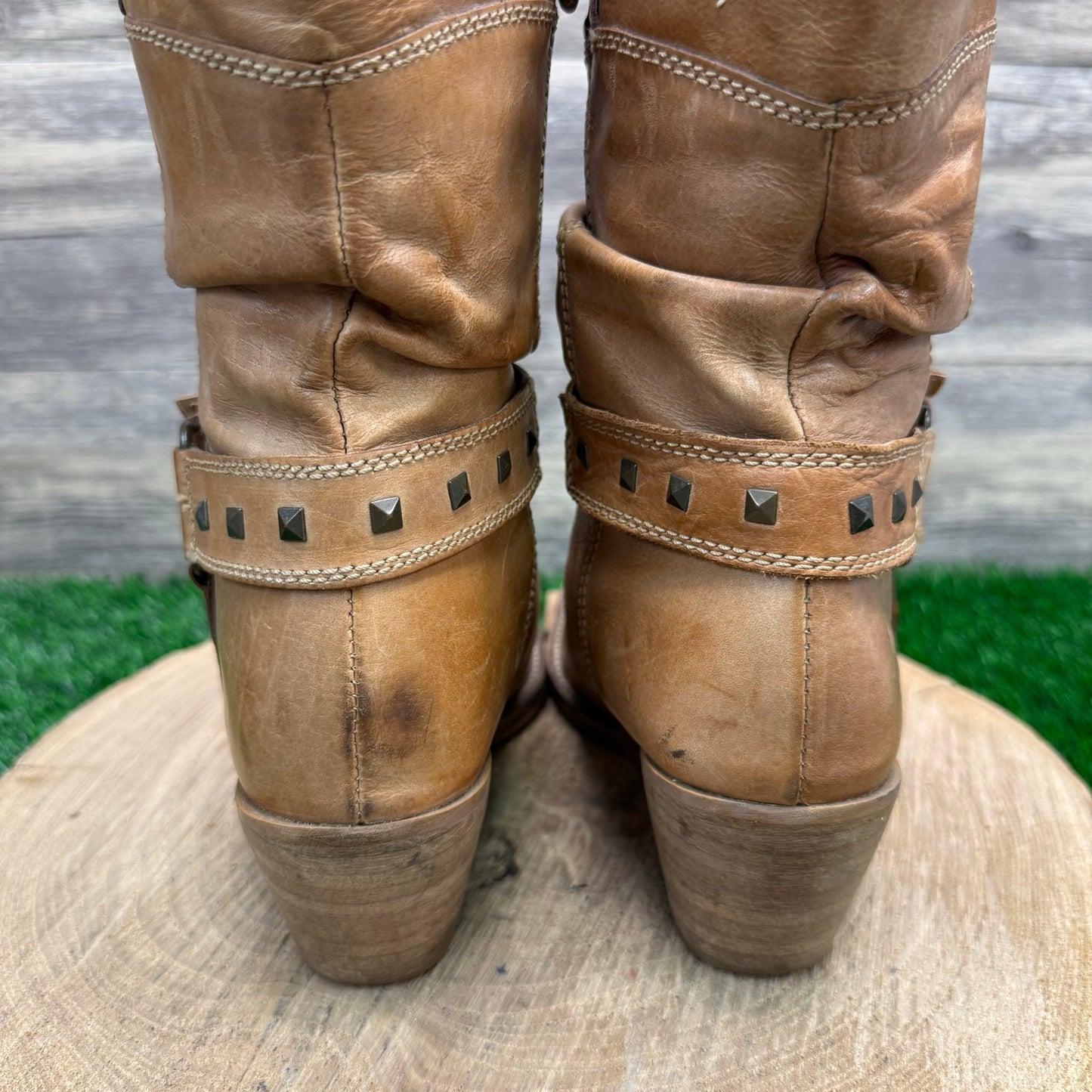 Steve Madden Women - Size 8 - Tan Strappy Ankle Boots Style 191