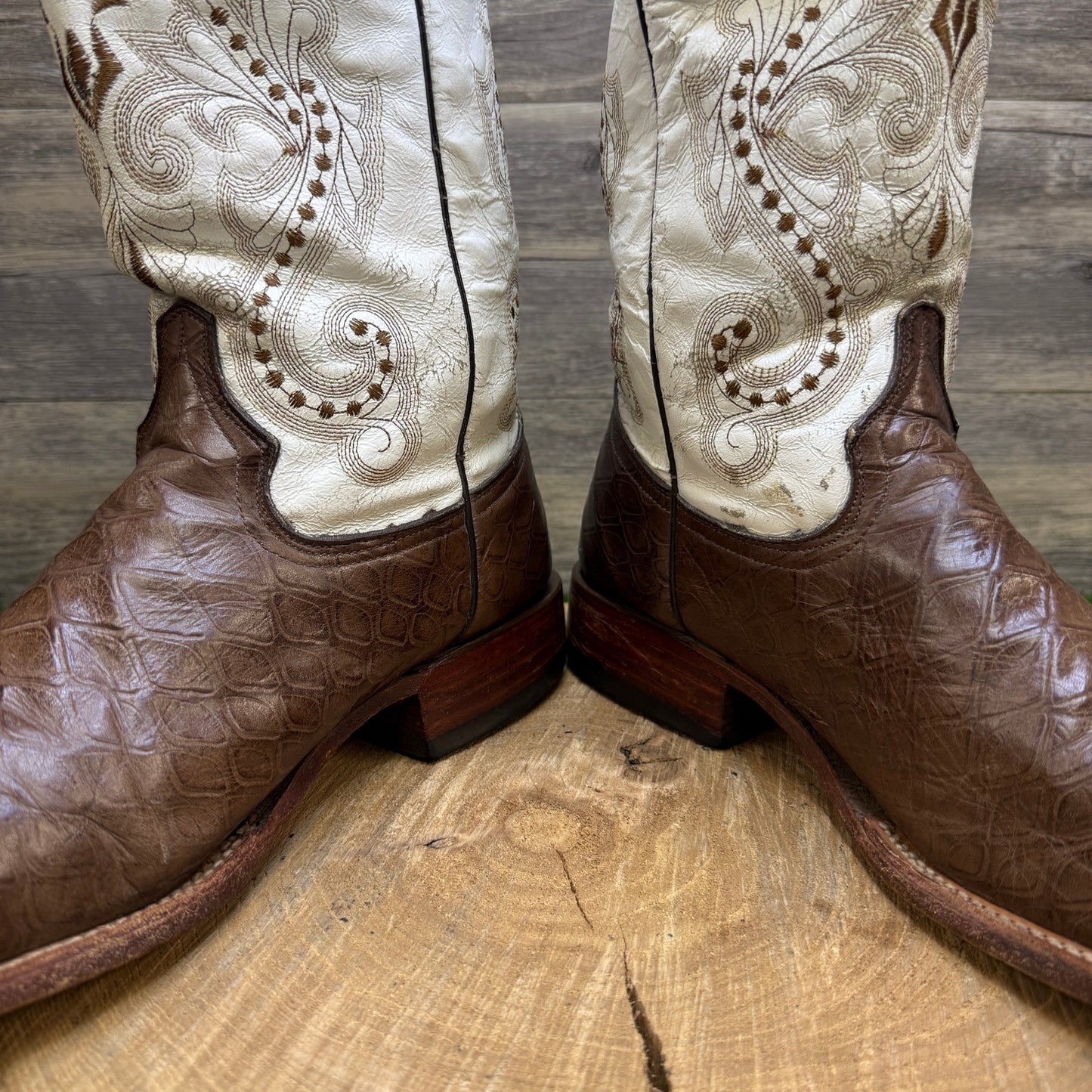 Ferrini Men - Size 11.5D - Brown/White Pirarucu Print Square Toe Cowboy Boots