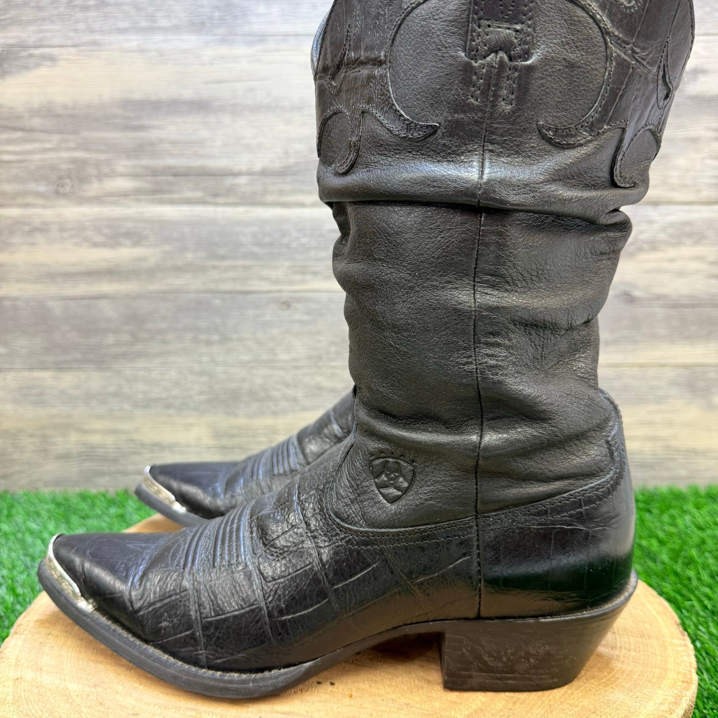 Ariat Women - Size 8.5B - Black Slouch Toe Plate Cowboy Boots 13805