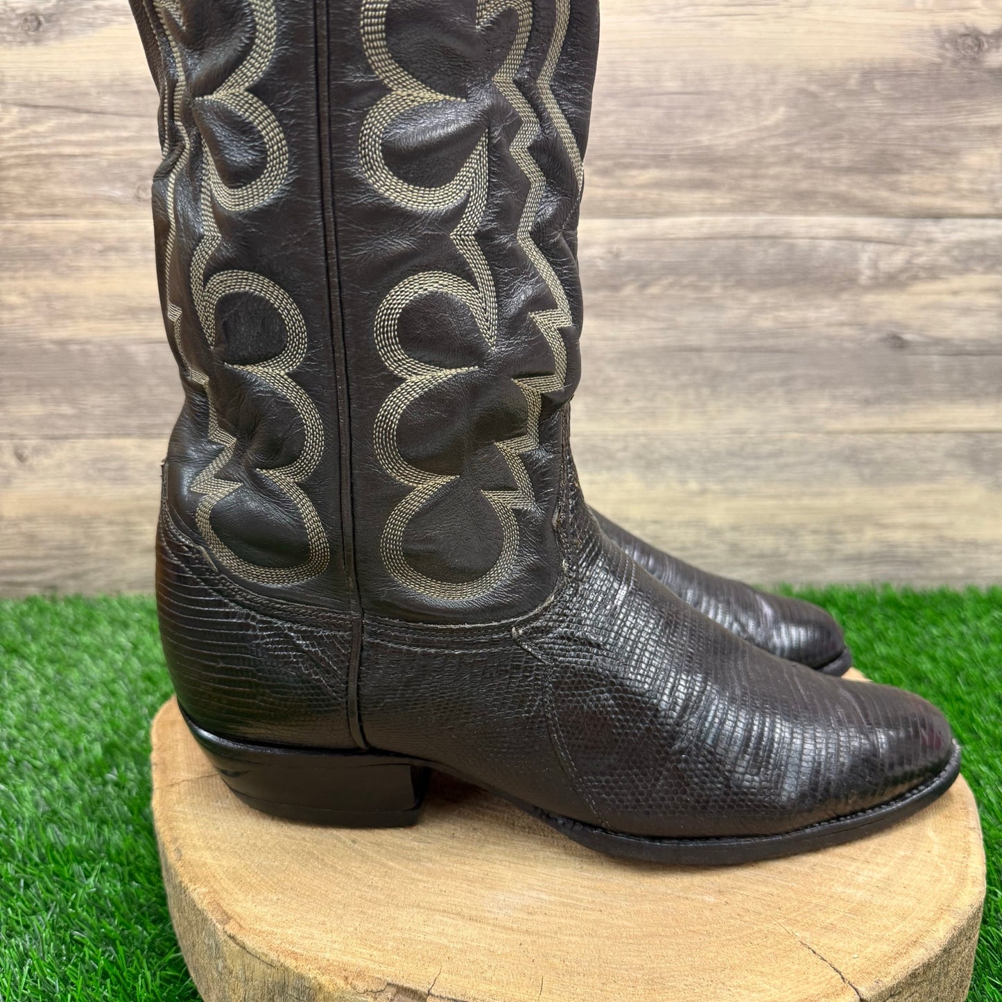 Tony Lama Men - Size 11D - Vintage Chocolate Lizard Cowboy Boots Style 8012