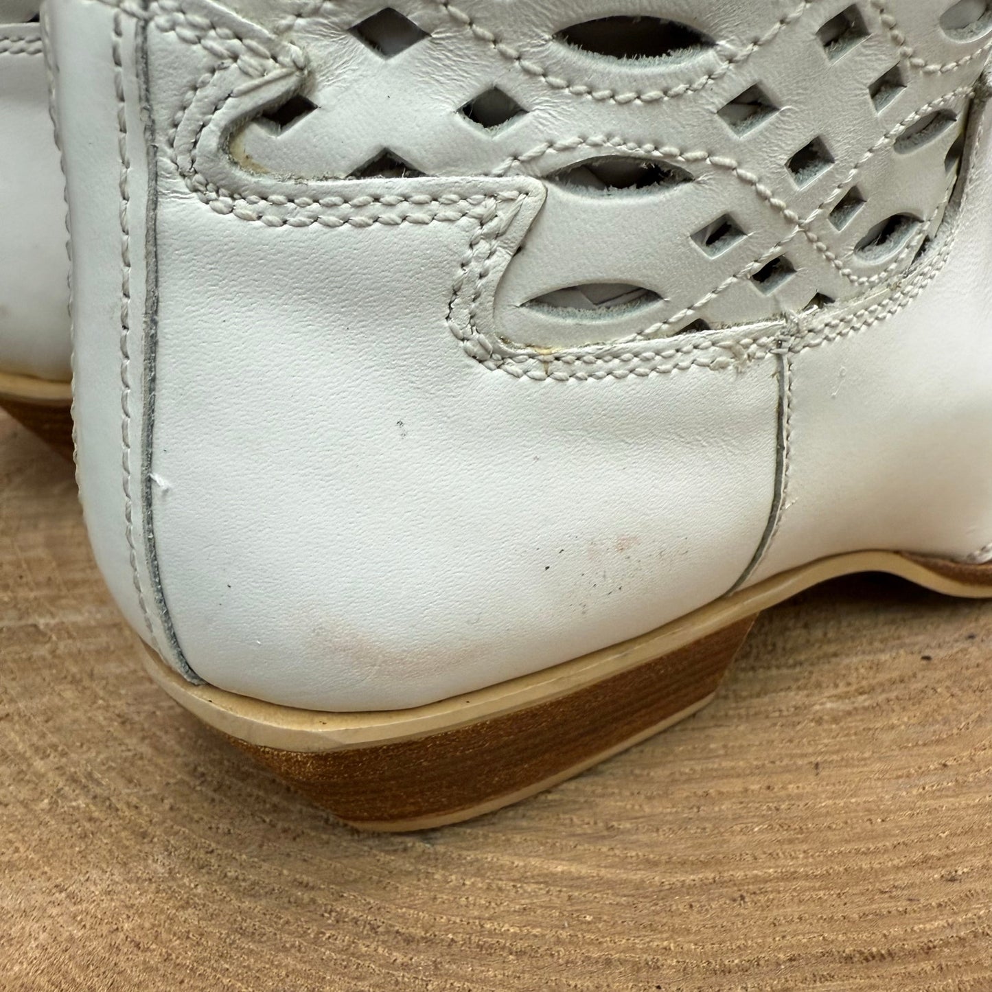 Nine West Women - Size 8.5M - White Waffle Boots Style Valencia