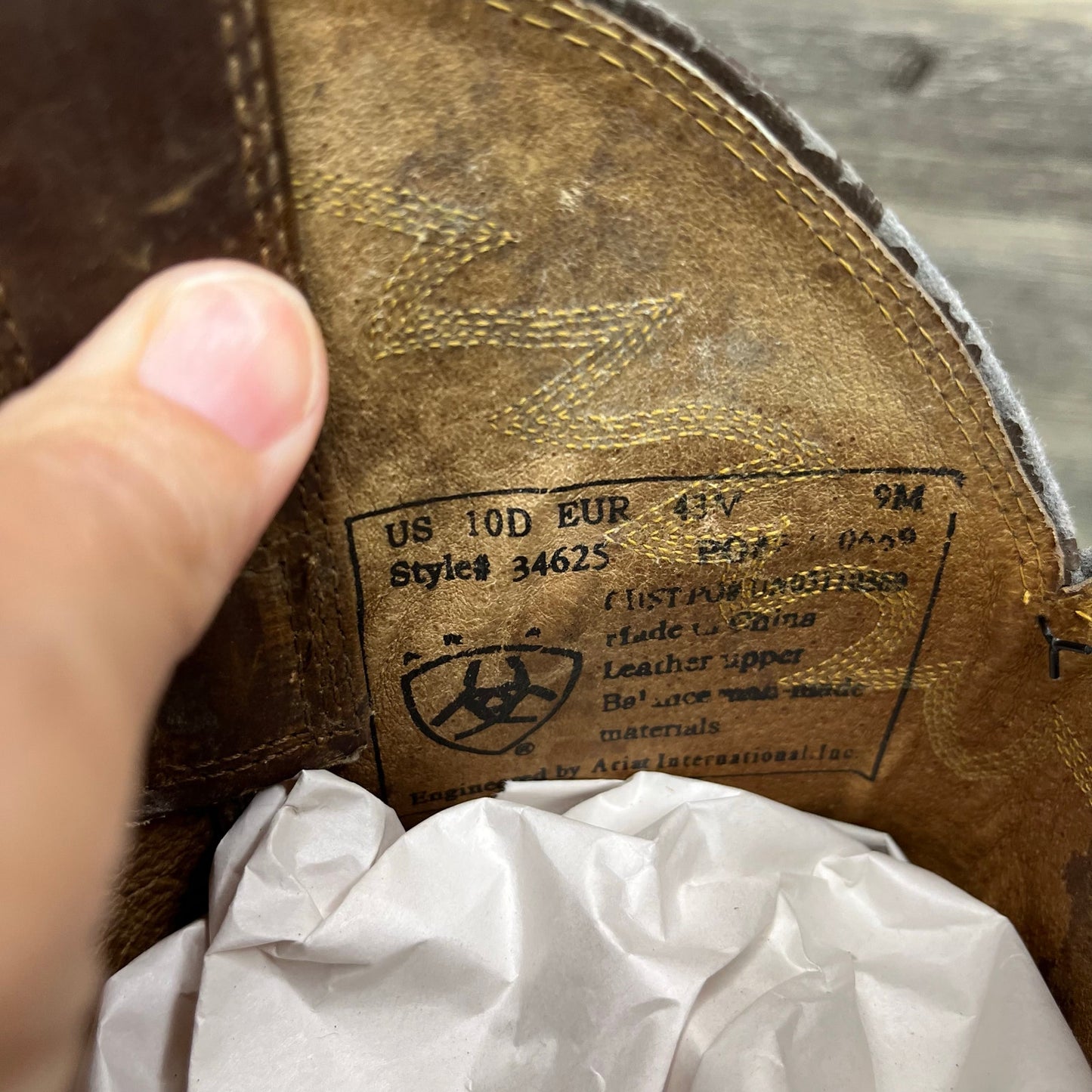 Ariat Men - Size 10D - Brown Pull On Cowboy Boots Style 34625